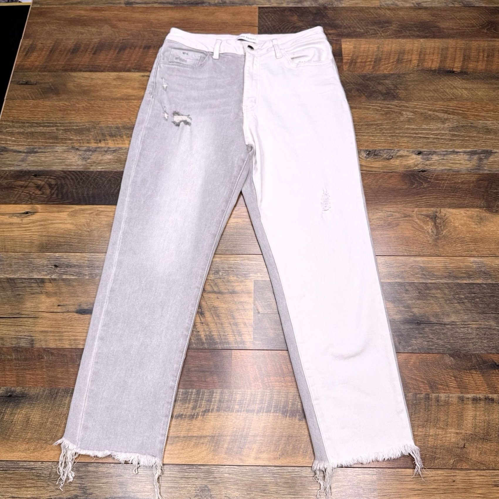 Vintage Flying Monkey Jeans Ankle Womens 29 Gray White Mid Rise Stretch Regular 5-Pocket City Jeans Womens Mens Girls Size 29" - 2 Thumbnail