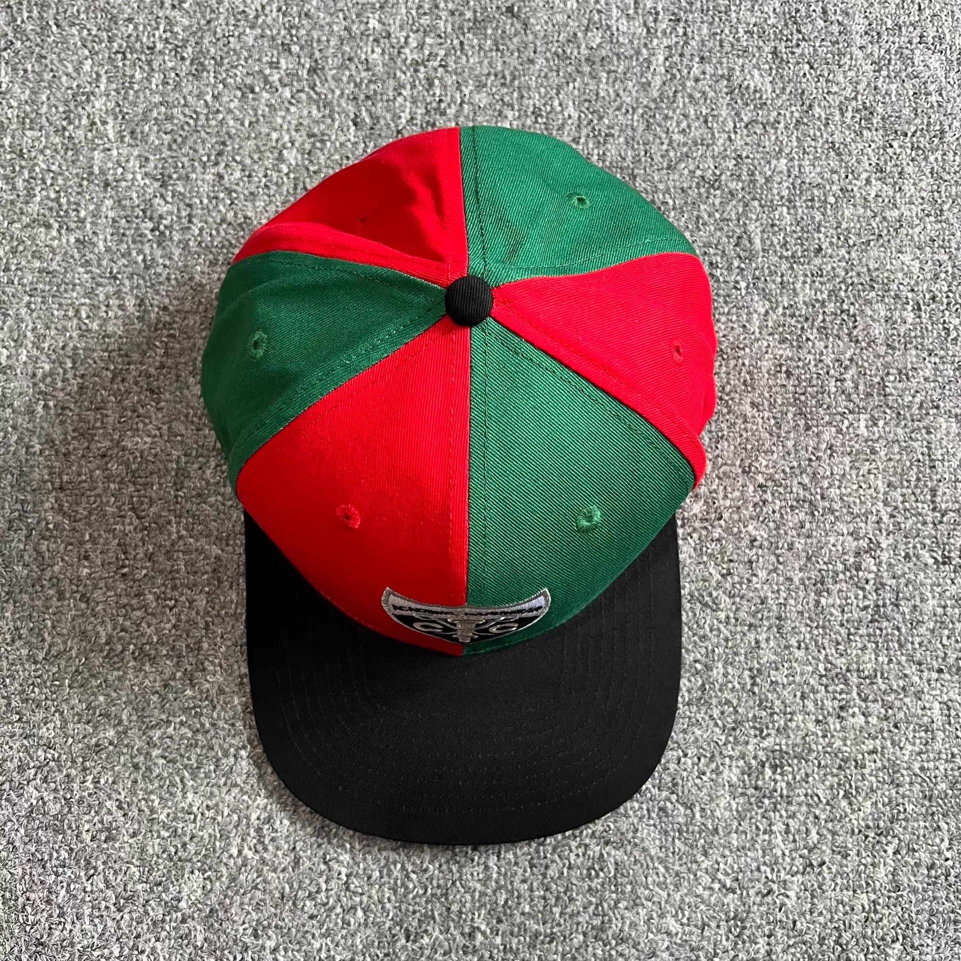 Cross Colours Cross Colours embroidered flat brim baseball cap Q7 Size ONE SIZE - 7 Thumbnail