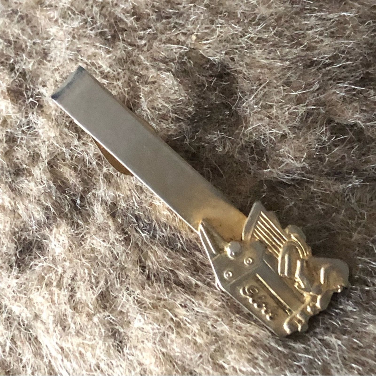 Vintage Vintage men’s gold tone Globe tools tie bar Size ONE SIZE - 4 Thumbnail