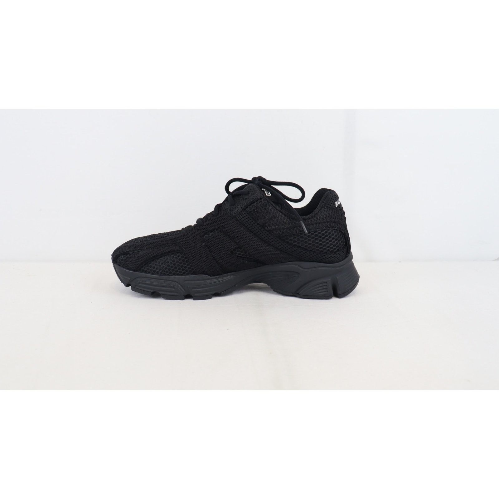Balenciaga o1rshd1 Monocolor Fabric Mesh Phantom Sneaker in Black Size US 9 / EU 42 - 1 Thumbnail