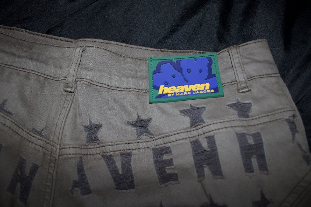 Heaven by Marc Jacobs Heavn by Marc Jacobs Shredded Star Jeans, size L (32” W) Size US 32 / EU 48 - 7 Thumbnail