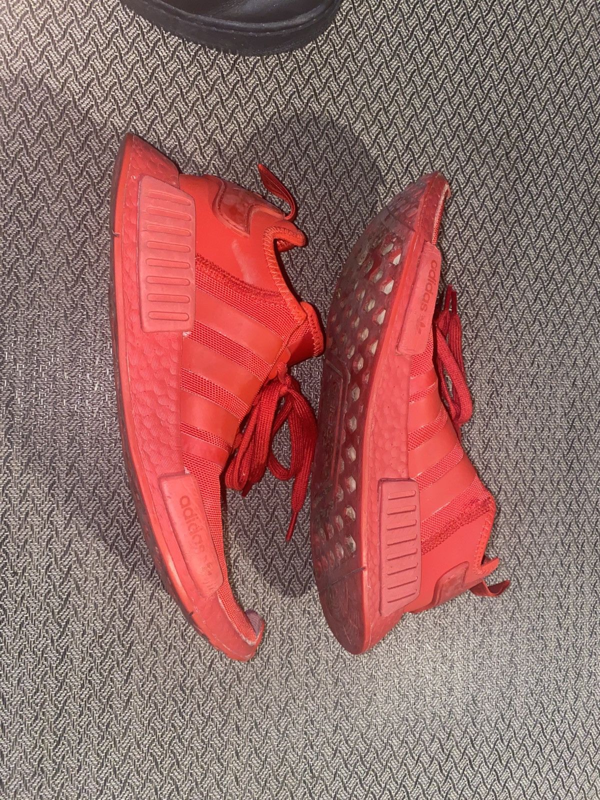 Adidas 2019 Adidas NMD_R1 'Scarlet' Size US 10 / EU 43 - 6 Thumbnail