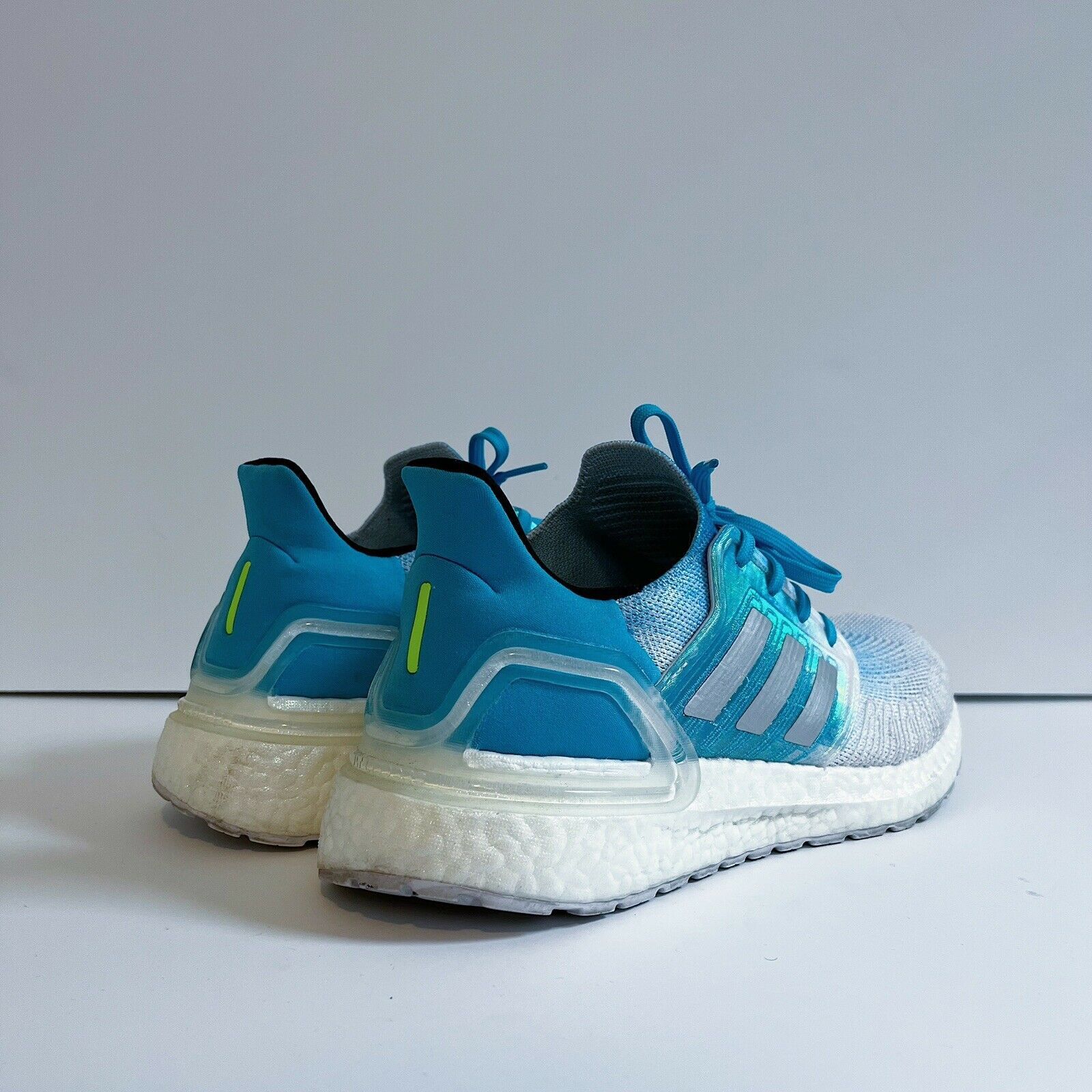 Adidas 2020 Adidas Ultra Boost Primeblue Parley FV8324 Rare Sz 9 Size US 9 / EU 42 - 4 Thumbnail