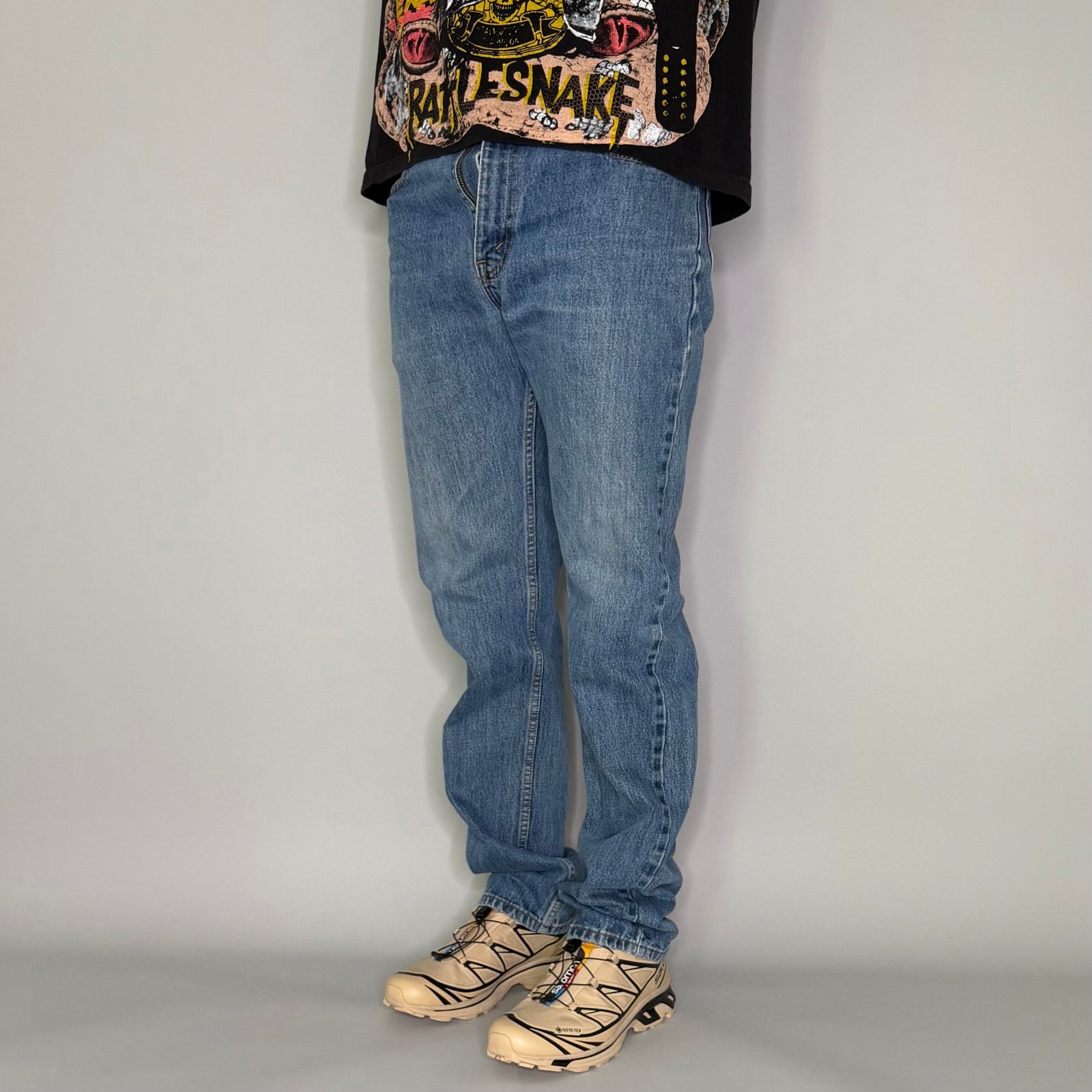 Levi's Vintage 90s Levi's 505 Jeans 33x34 Straight Leg Medium Wash Size US 33 - 2 Thumbnail