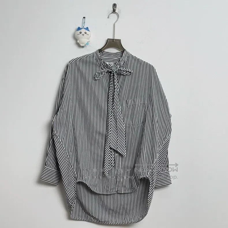 Balenciaga Balenciaga Back Letter Logo Striped Shirt Size XS / US 0-2 / IT 36-38 - 1 Thumbnail