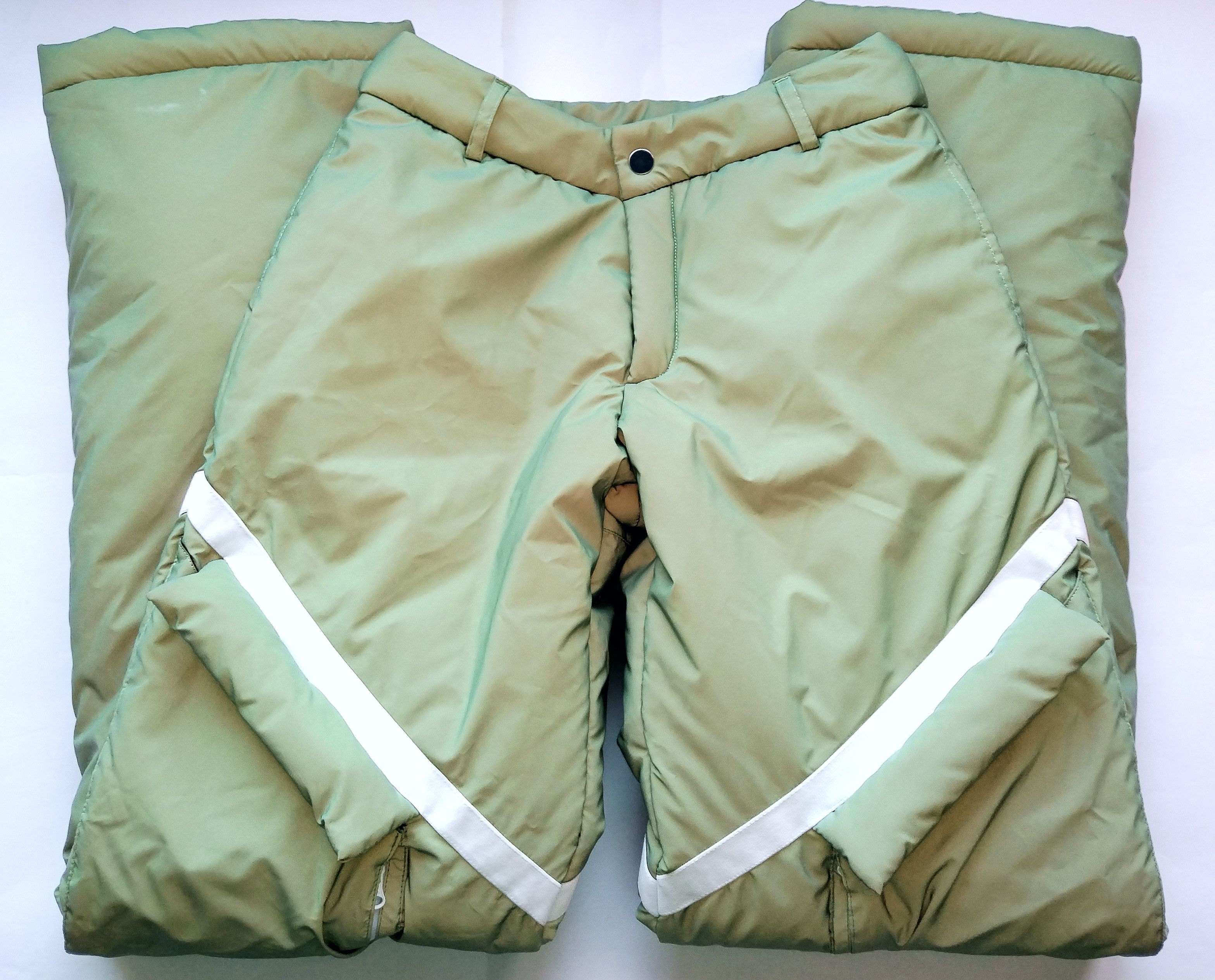 Poster Girl Karina reflective ski pants Size 28" / US 6 / IT 42 - 6 Thumbnail