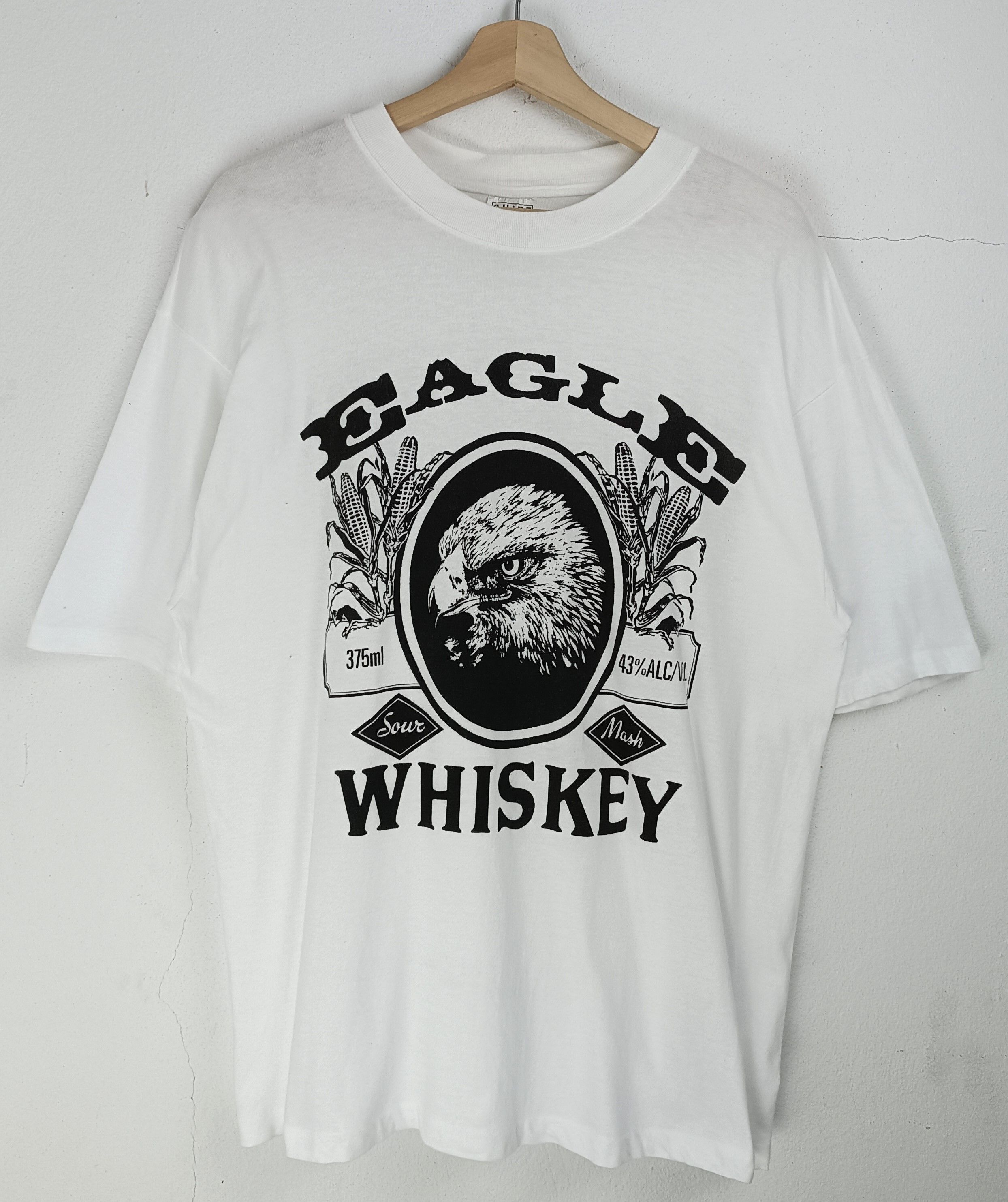 Vintage VINTAGE 90'S EAGLE WHISKEY TEE corona glenlivet chivas Size US L / EU 52-54 / 3 - 3 Thumbnail