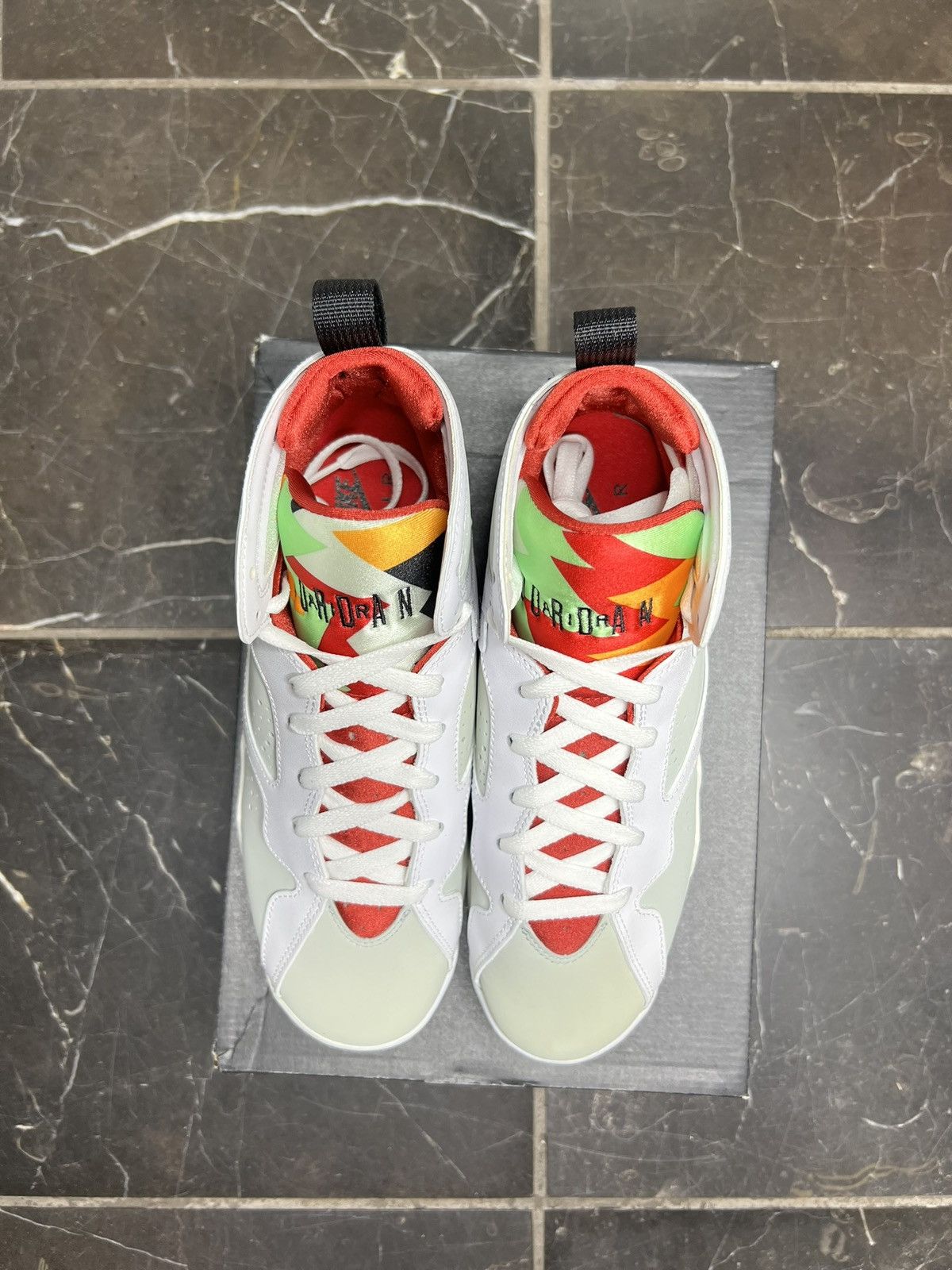 Jordan Brand Jordan Hare 7s (2015) DS GS 7Y! Size US 7 / EU 40 - 6 Thumbnail