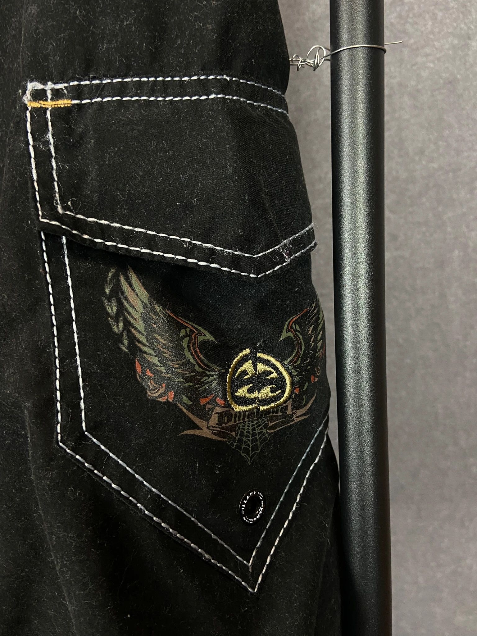 Billabong Billabong Tribal Skull Shorts 36 Surf Skatewear Size US 36 / EU 52 - 3 Thumbnail