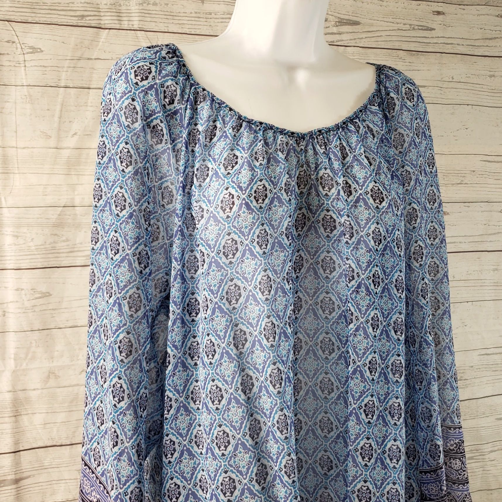 Tommy Bahama Tommy Bahama Womens Coverup Blouse Long Sleeve XS Blue Sheer Semi Shirt Size S / US 4 / IT 40 - 2 Thumbnail