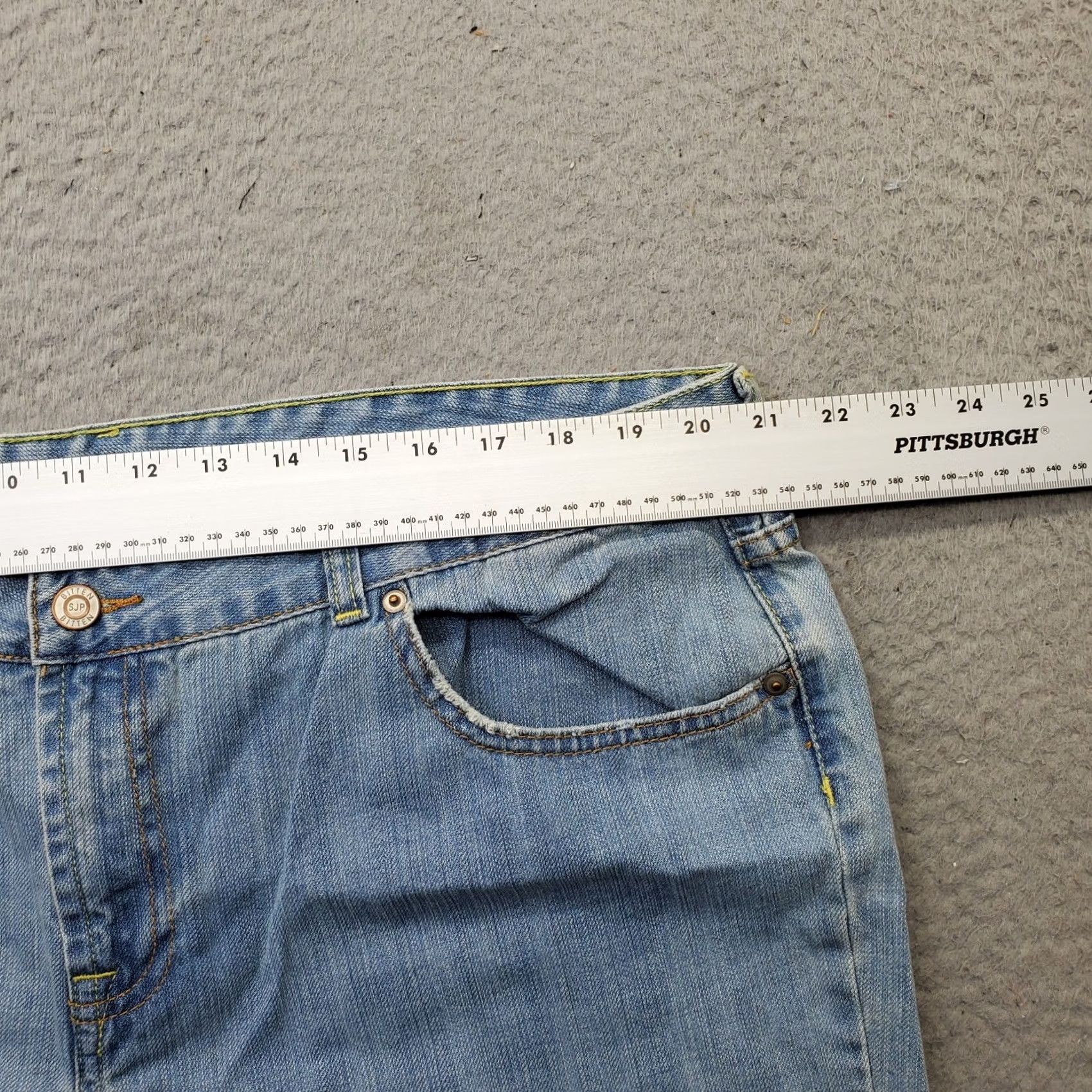 Parker Bitten by Sarah Jessica Parker Jeans Womens Size 20S Blue Denim Straight Leg Jeans Bluen Denim 29" Inseam 5-Pocket Womens Size 20 Regular Mens? Size 42" / US 20 - 6 Thumbnail