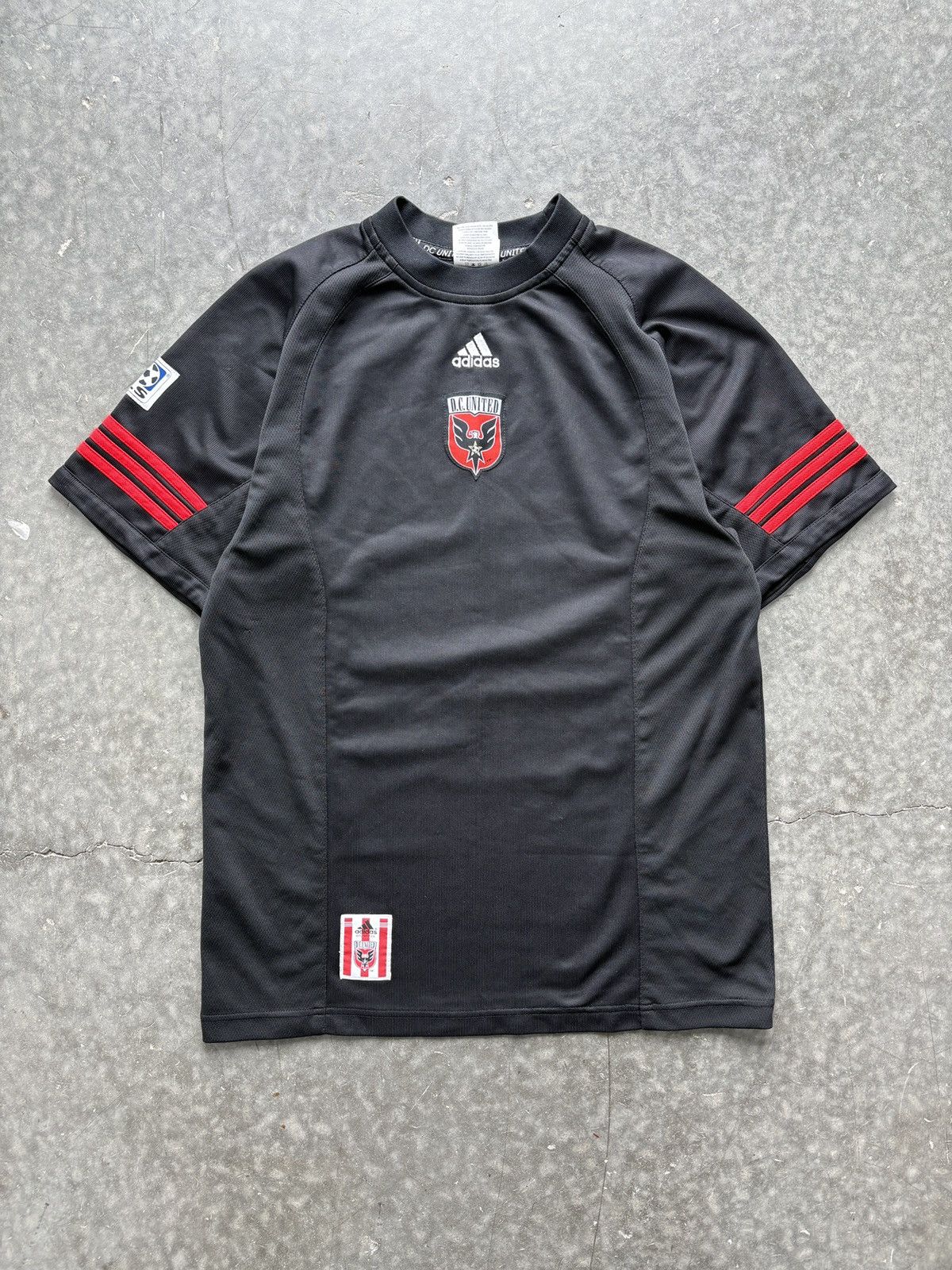 Adidas Vintage Y2K Adidas DC United Jersey Size US S / EU 44-46 / 1 - 1 Thumbnail