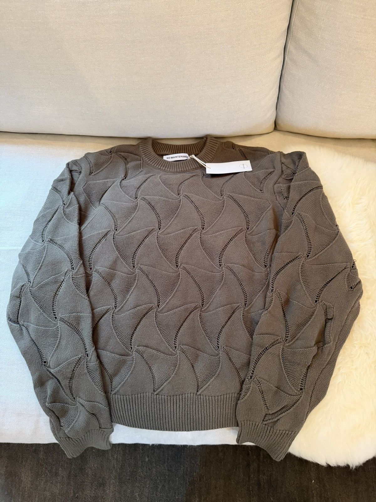 No Maintenance Geometric Crewneck Olive