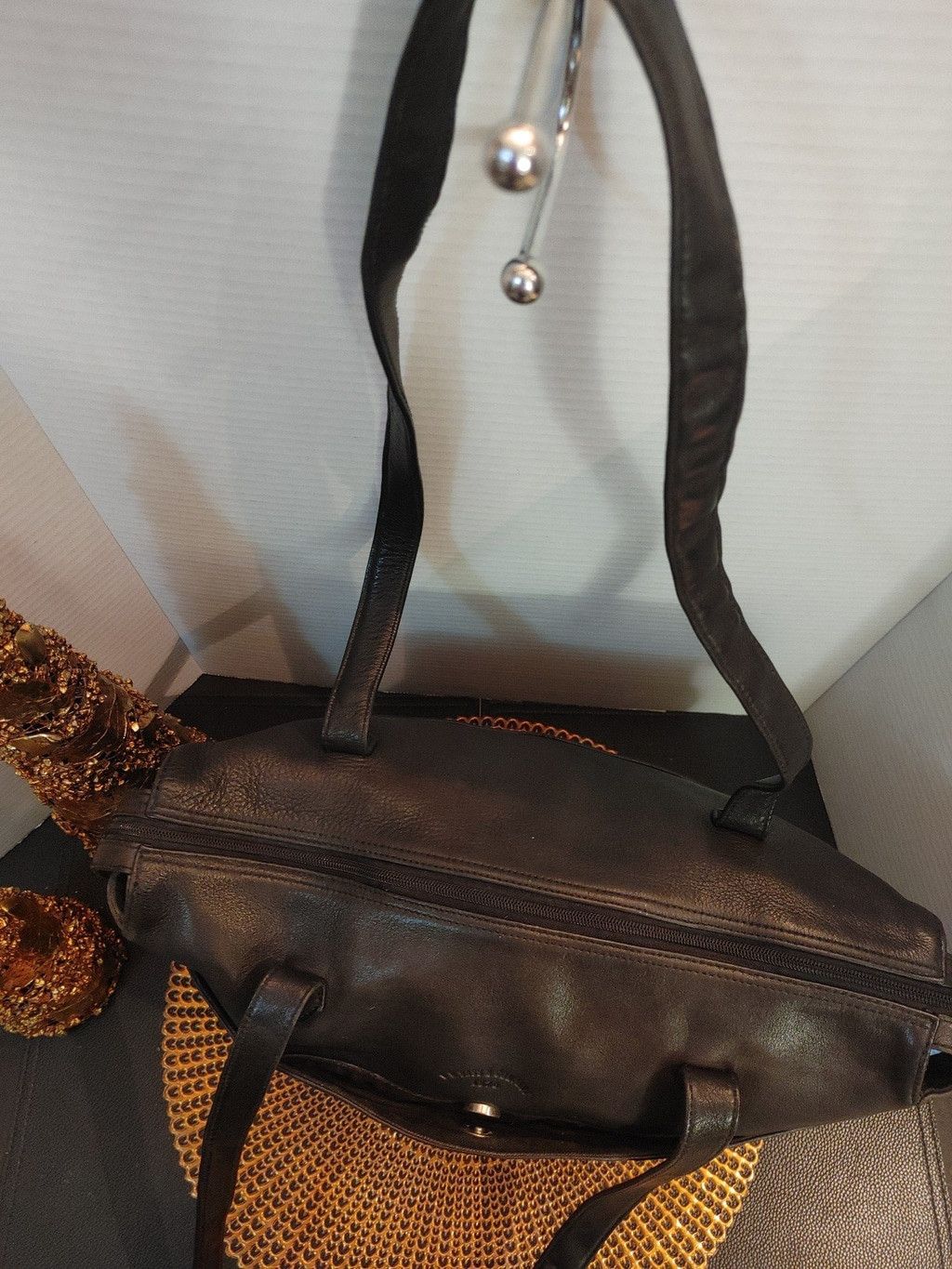 G.H. Bass & Co. G.H Bass & Co. Madison Zip Leather Tote Size ONE SIZE - 5 Thumbnail