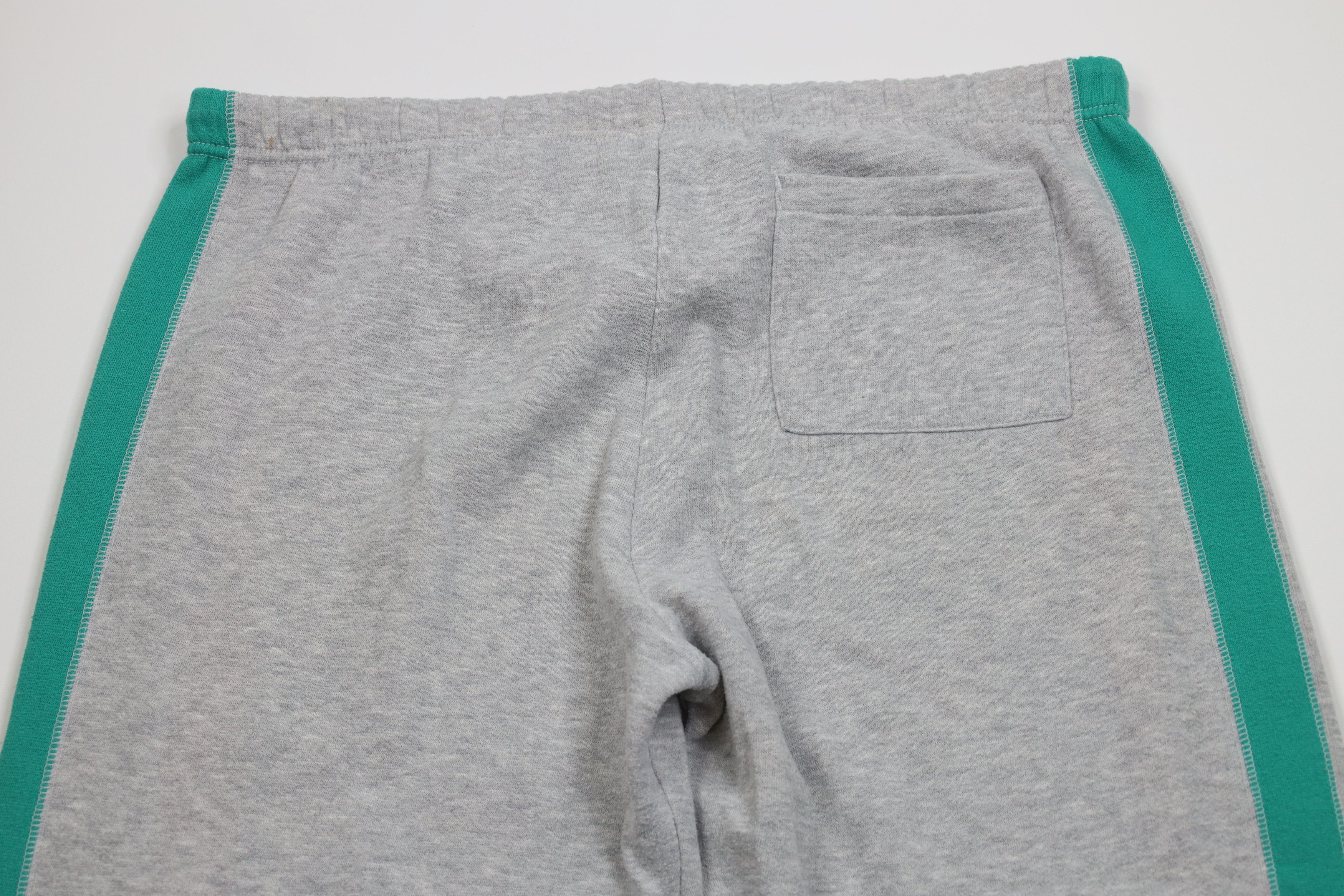 Puma Vintage 80s 90s Puma Triblend Sweatpants Joggers Pants Gray Size US 36 / EU 52 - 11 Thumbnail