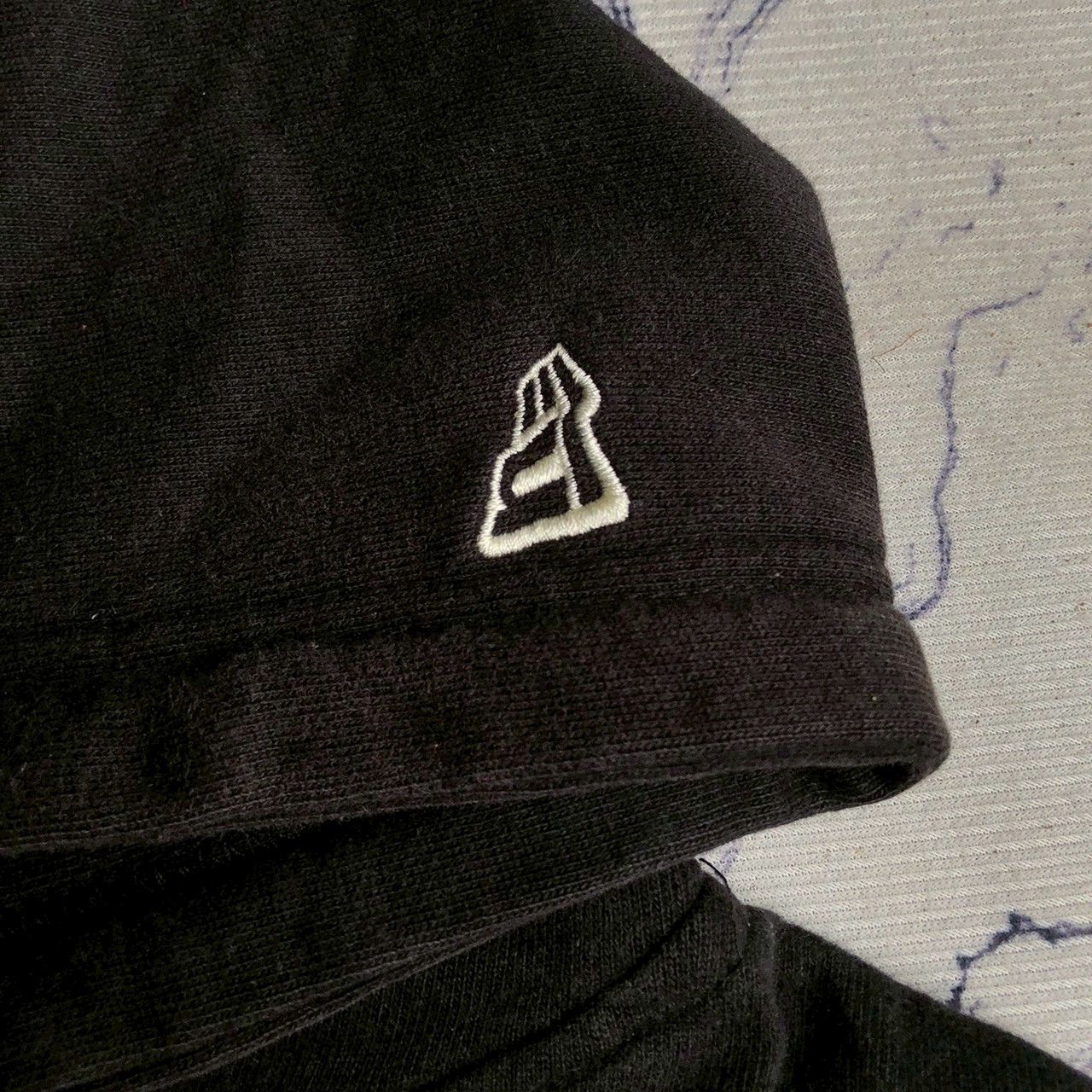 New Era × Yohji Yamamoto Yohji Yamamoto x New Era Embroidered Logo Hoodie Size US L / EU 52-54 / 3 - 6 Thumbnail