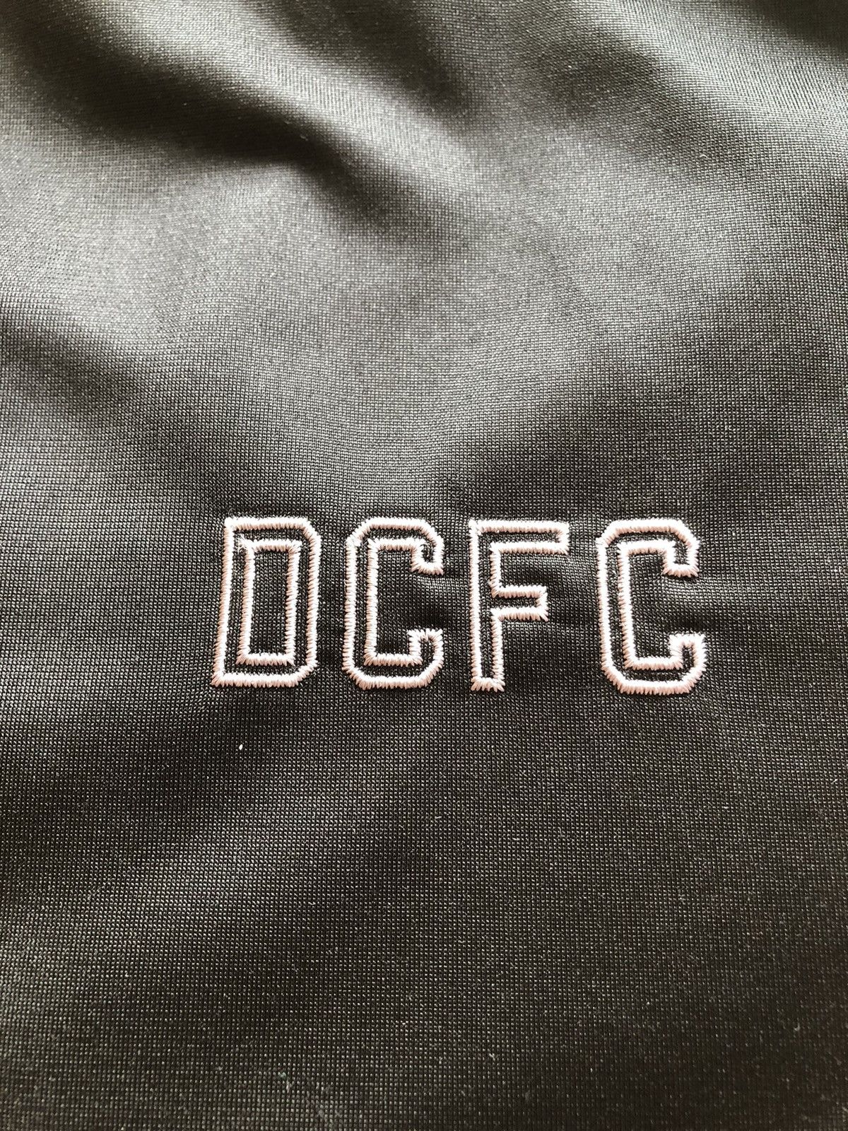 Vintage RARE DERBY COUNTY FC OFFICIAL FOOTBALL SOCCER SWEATSHIRT Size US S / EU 44-46 / 1 - 2 Thumbnail