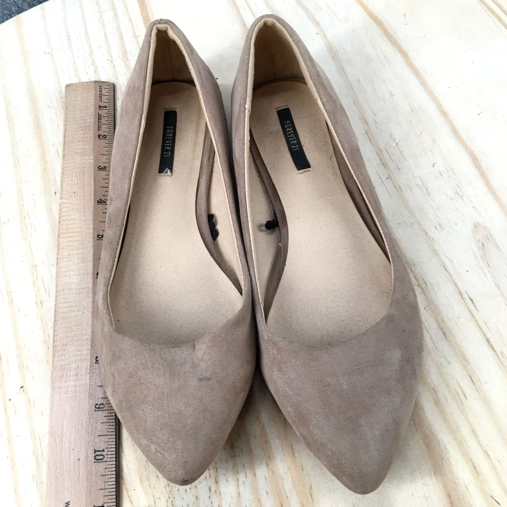 Forever 21 FOREVER 21 Ballet Flat Womens 7.5 Beige Pointed Toe Slip On Casual Comfort Suede Size US 8 / IT 38 - 7 Thumbnail