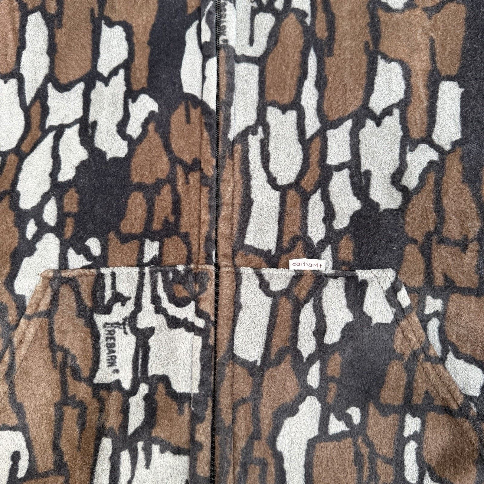 Carhartt × Carhartt Wip × Vintage Vintage 80s Carhartt 769 Trebark Camo Velvet Hoodie Sz M Size US M / EU 48-50 / 2 - 2 Thumbnail
