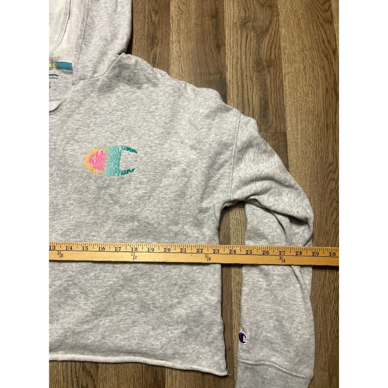 Champion Champion Hoodie Women’s L Gray Pullover V-Neck Crop, Long Sleeve, Casual, Free Return, Regular Fit, Brand Champion, Modern Style Size L / US 10 / IT 46 - 6 Thumbnail