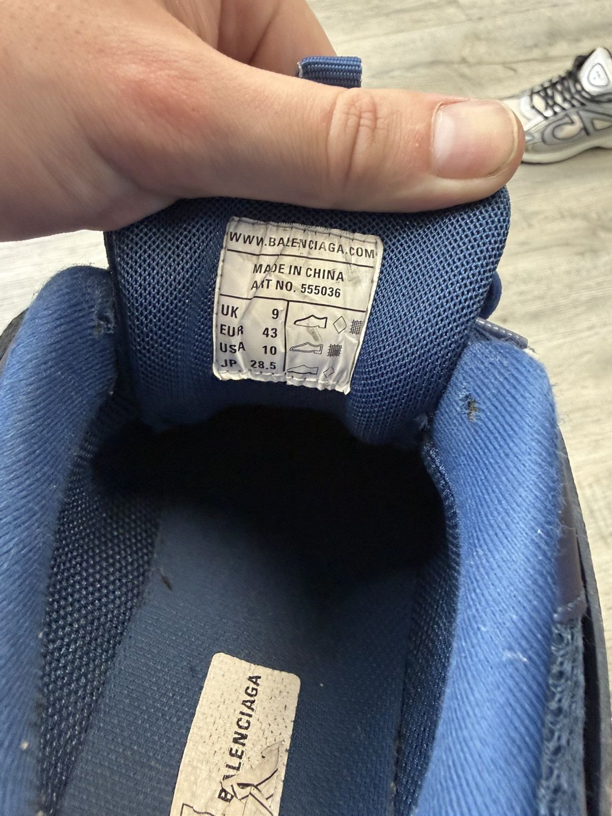 Balenciaga Balenciaga LED Track Runner - Navy Blue Size US 10 / EU 43 - 7 Thumbnail