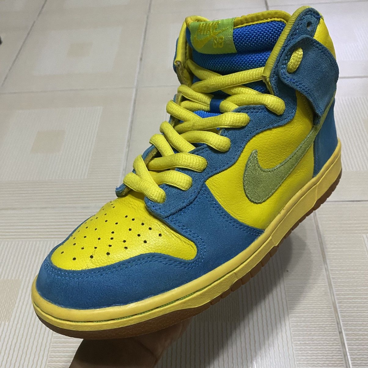 Nike SB Dunk High Marge Simpson 2008 Size US 8 / EU 41 - 9 Thumbnail