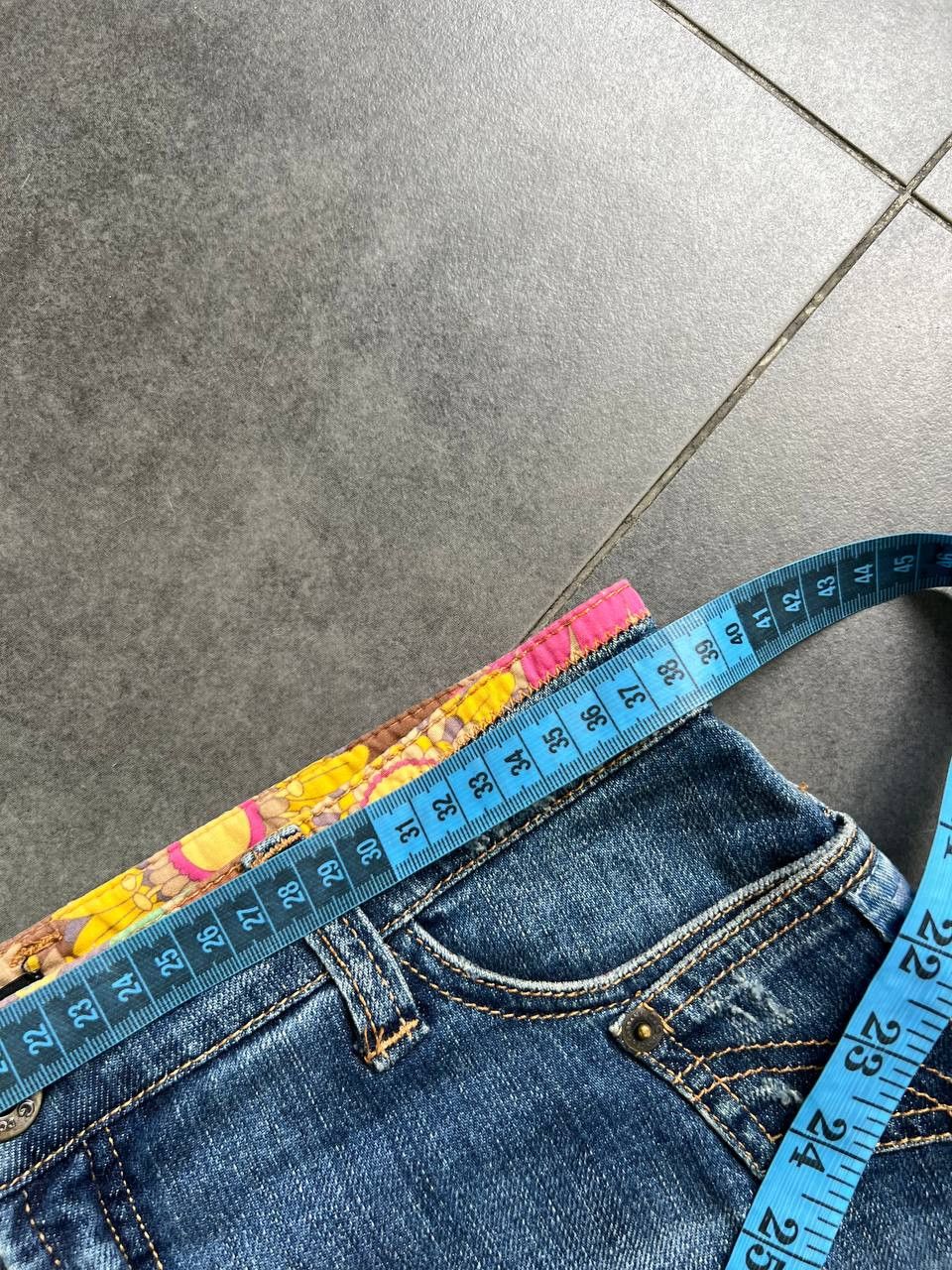 Dolce & Gabbana Rare Dolce Gabbana denim multipocket Y2K mini skirt Size 27" / US 4 / IT 40 - 16 Thumbnail