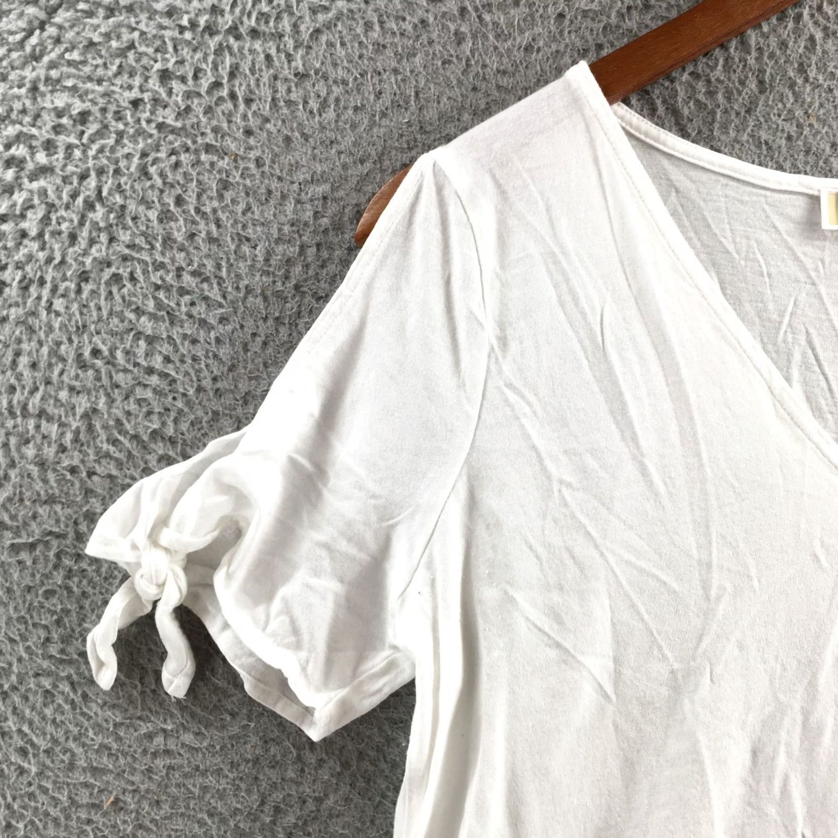 Michael Kors Michael Kors Top Womens Large White Short Sleeve V Neck Tie Sleeve Pullover Size L / US 10 / IT 46 - 4 Thumbnail