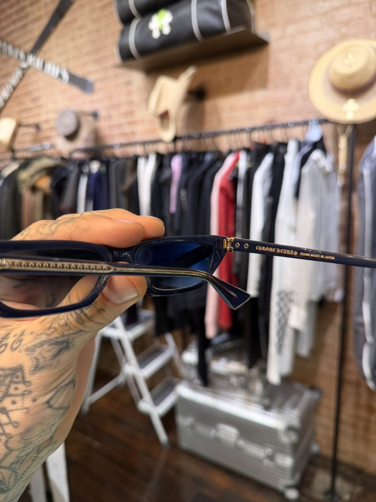 Chrome Hearts Chrome Hearts SLUNTUATION sunglasses RARE GOLD Size ONE SIZE - 7 Thumbnail