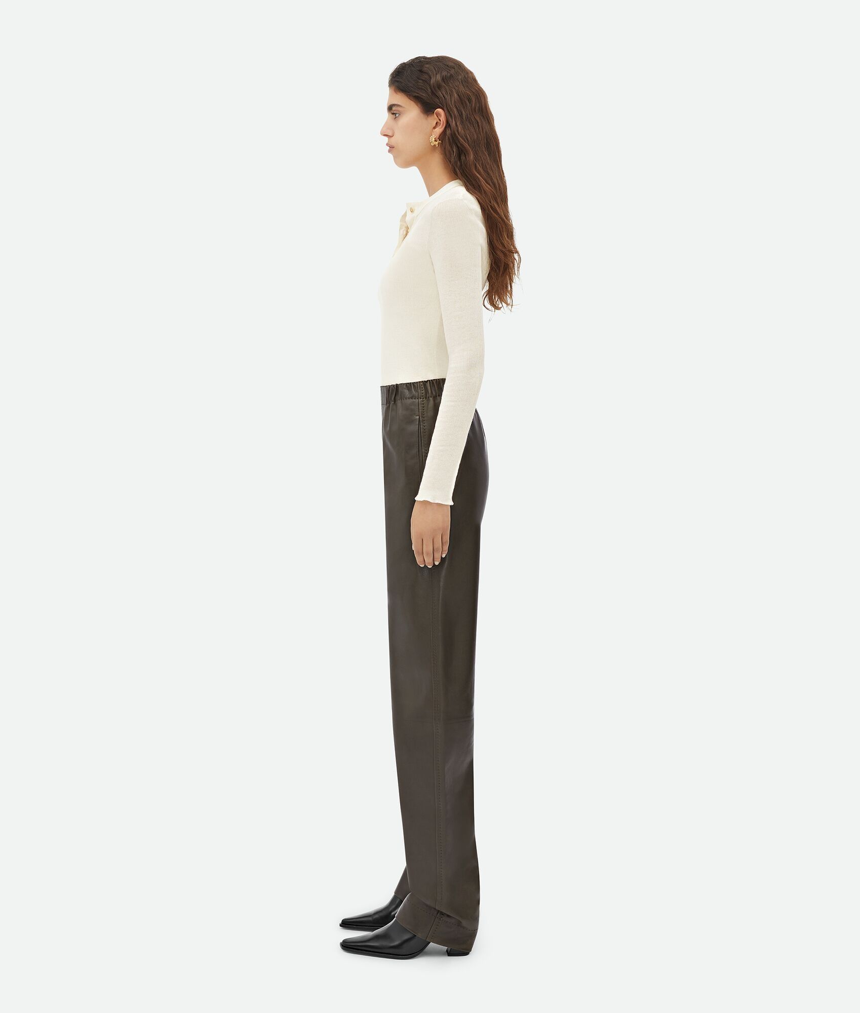 Bottega Veneta o1bcso1str0225 Leather Straight Pant in Olive Green Size 28" / US 6 / IT 42 - 2 Thumbnail