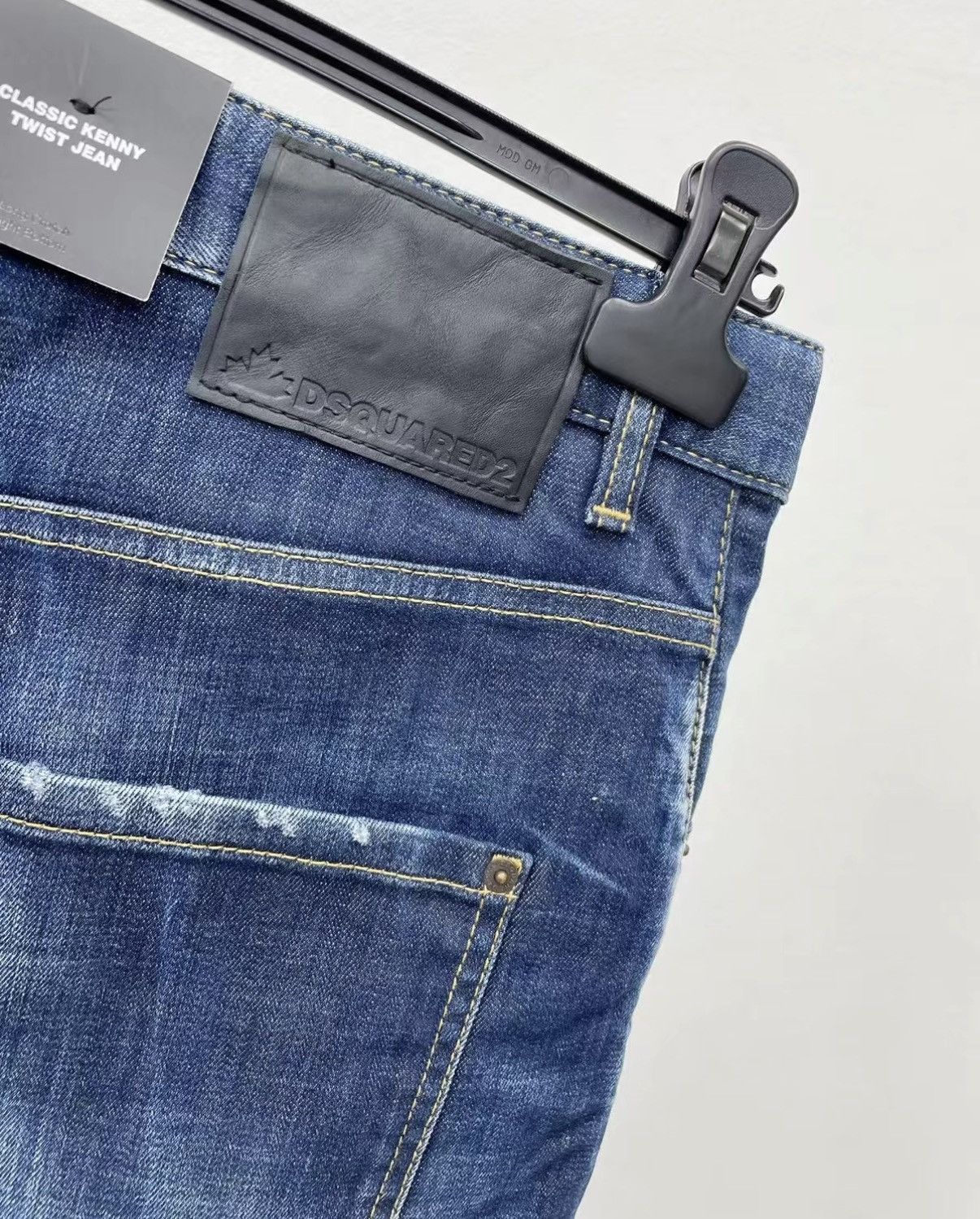 Dsquared2 DSQUARED2 (D2) Tailored Stretch Washed Jeans J30 Size US 32 / EU 48 - 8 Thumbnail