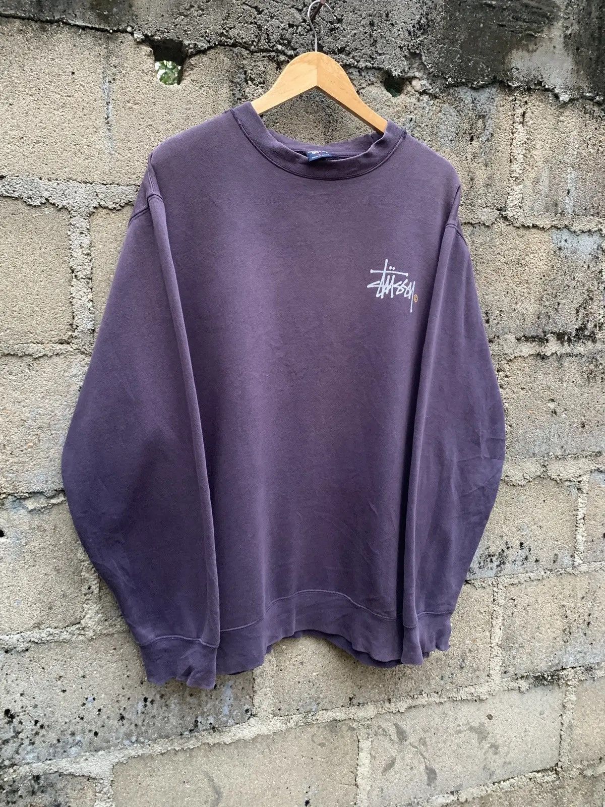 Stussy Vintage 90 Stüssy Big Logo Faded Purple Sweatshirt Thrashed Size US L / EU 52-54 / 3 - 3 Thumbnail