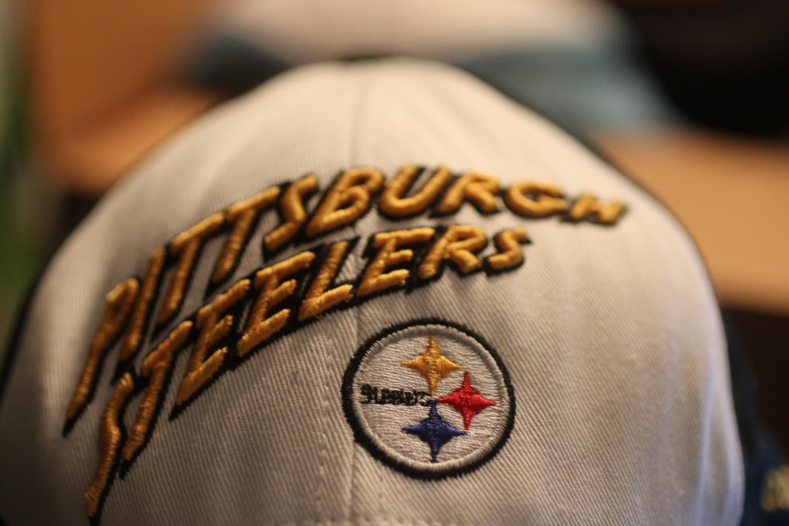 Other Pittsburgh Steelers NFL Reebok Youth Adjustable Cap Hat Gold Size ONE SIZE - 2 Thumbnail