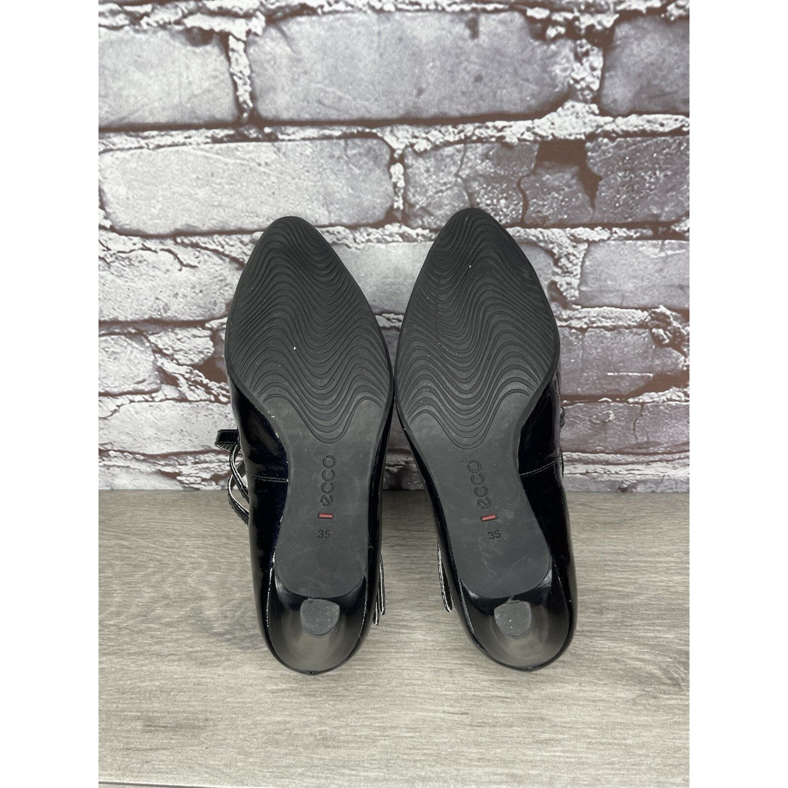 Ecco Ecco Navy Blue Patent Leather Mary Jane Strap Heels Shoes Wo Size US 5 / IT 35 - 12 Thumbnail