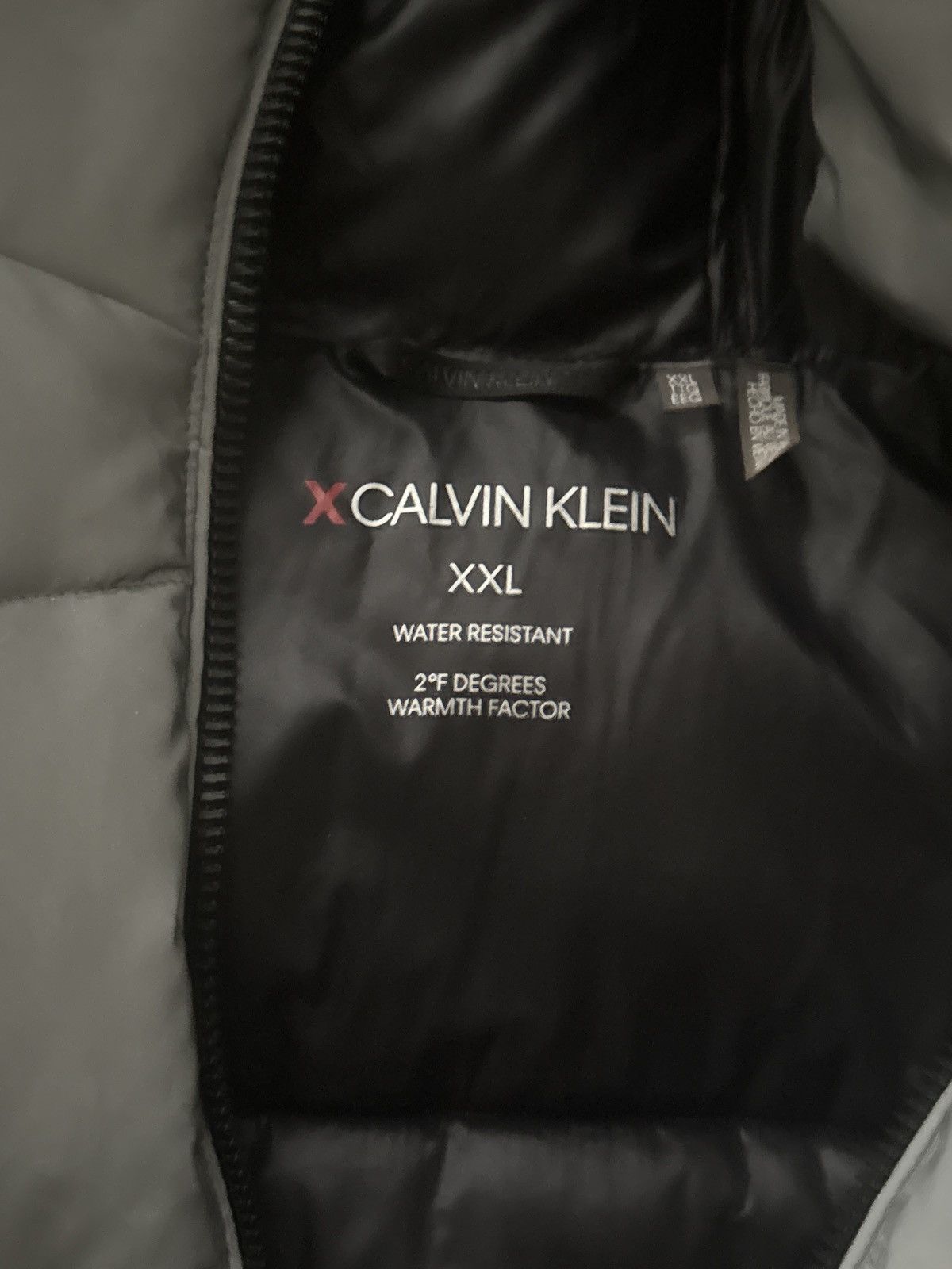 Calvin Klein Calvin Klein Water Resistant Puffer Size US XXL / EU 58 / 5 - 5 Thumbnail