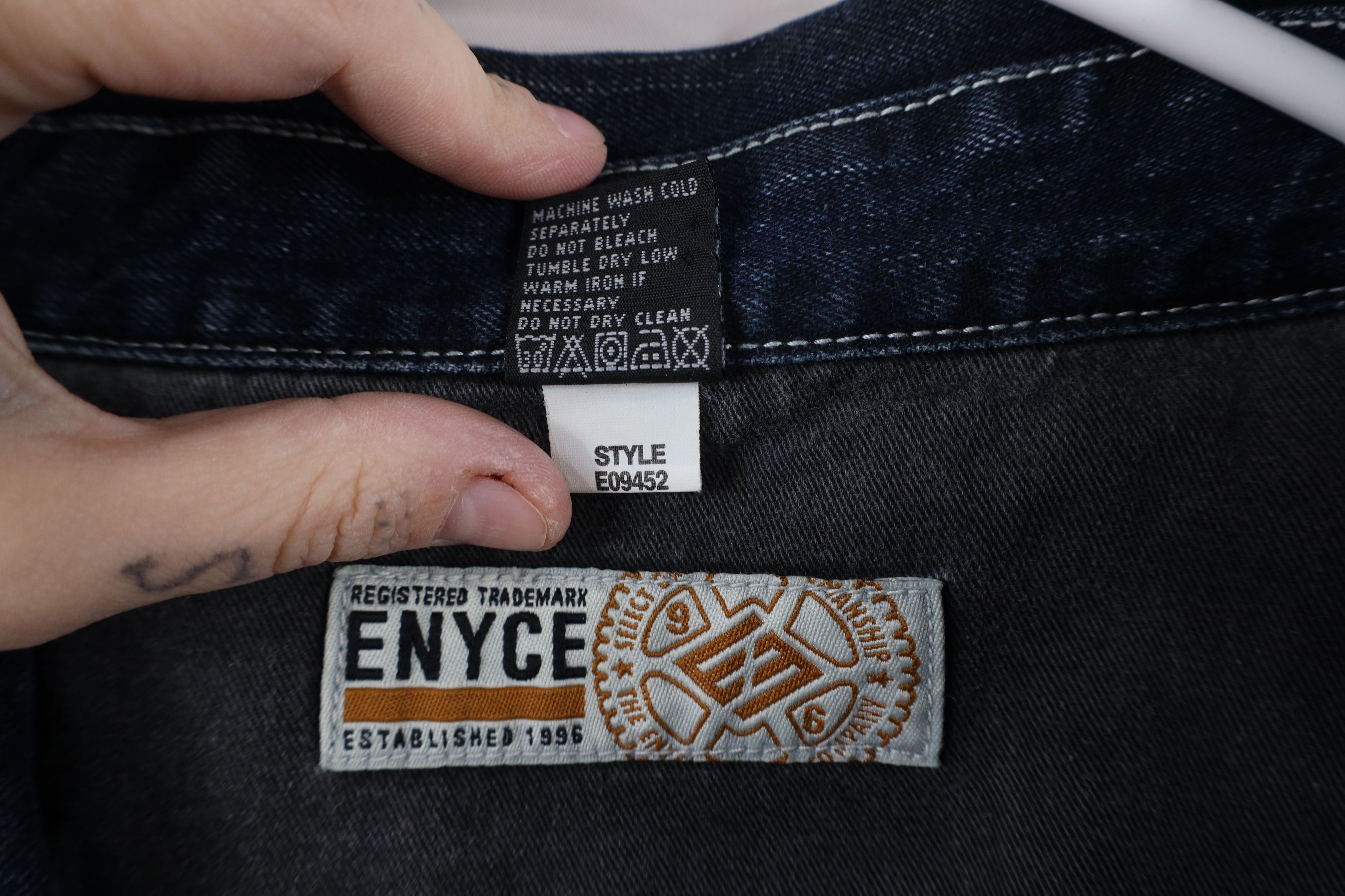 Vintage Vintage 90s Y2K Enyce Hip Hop Denim Jean Trucker Jacket Blue Size US XXL / EU 58 / 5 - 11 Thumbnail