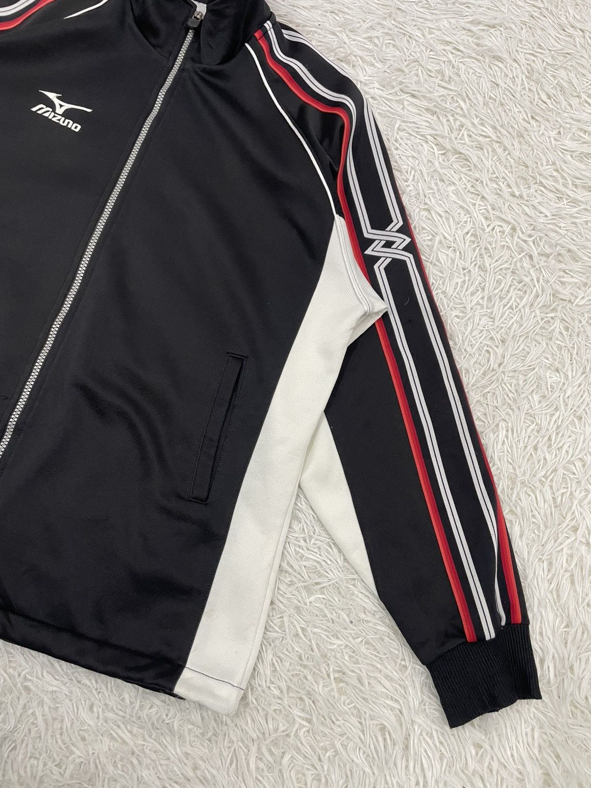 Mizuno Vintage Mizuno Jacket With Nice Side Tape Size US L / EU 52-54 / 3 - 3 Thumbnail