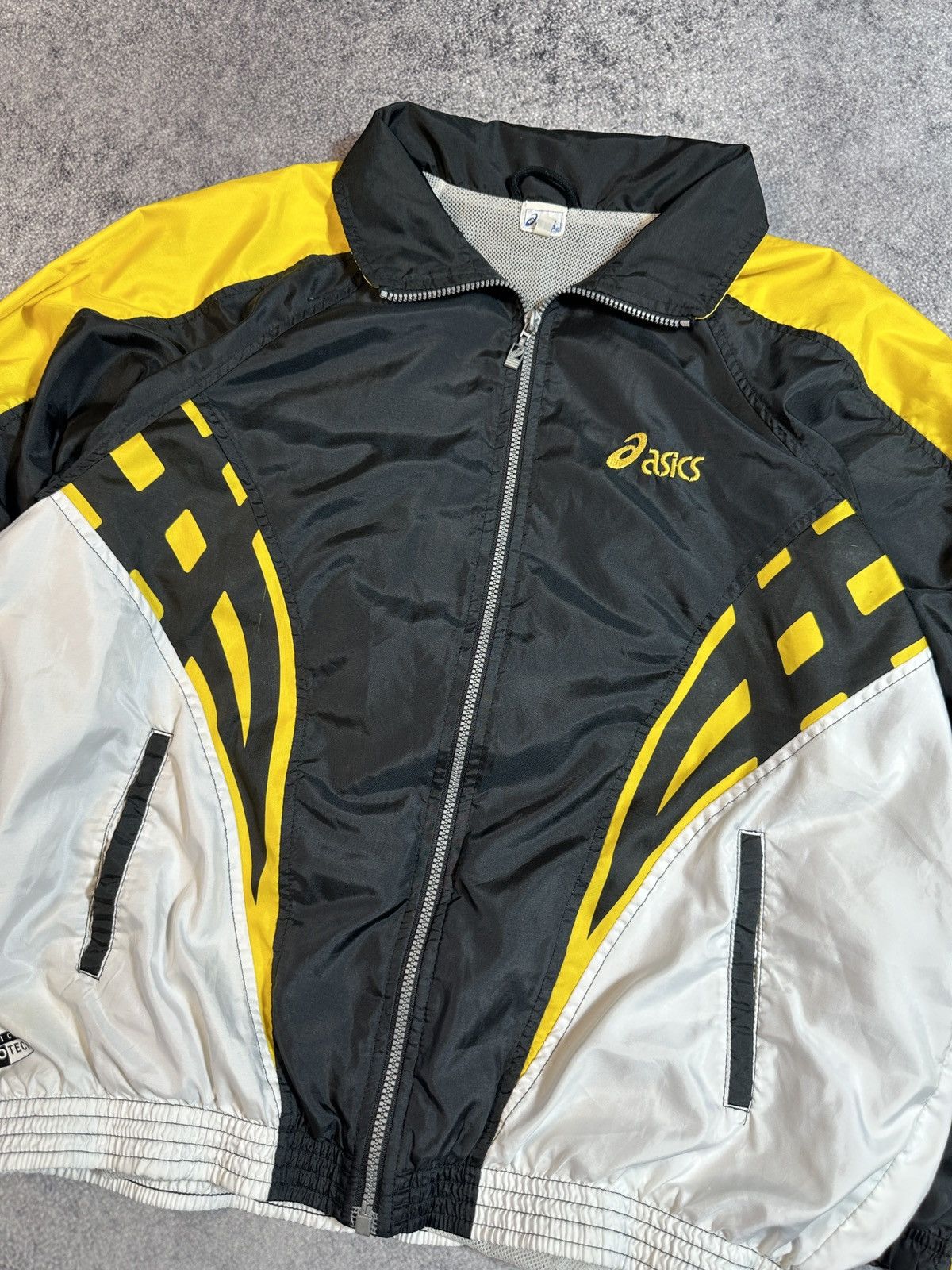 Asics Y2K Vintage Asics Logo Jacket Avant Garde Streetwear L Rare Size US L / EU 52-54 / 3 - 2 Thumbnail