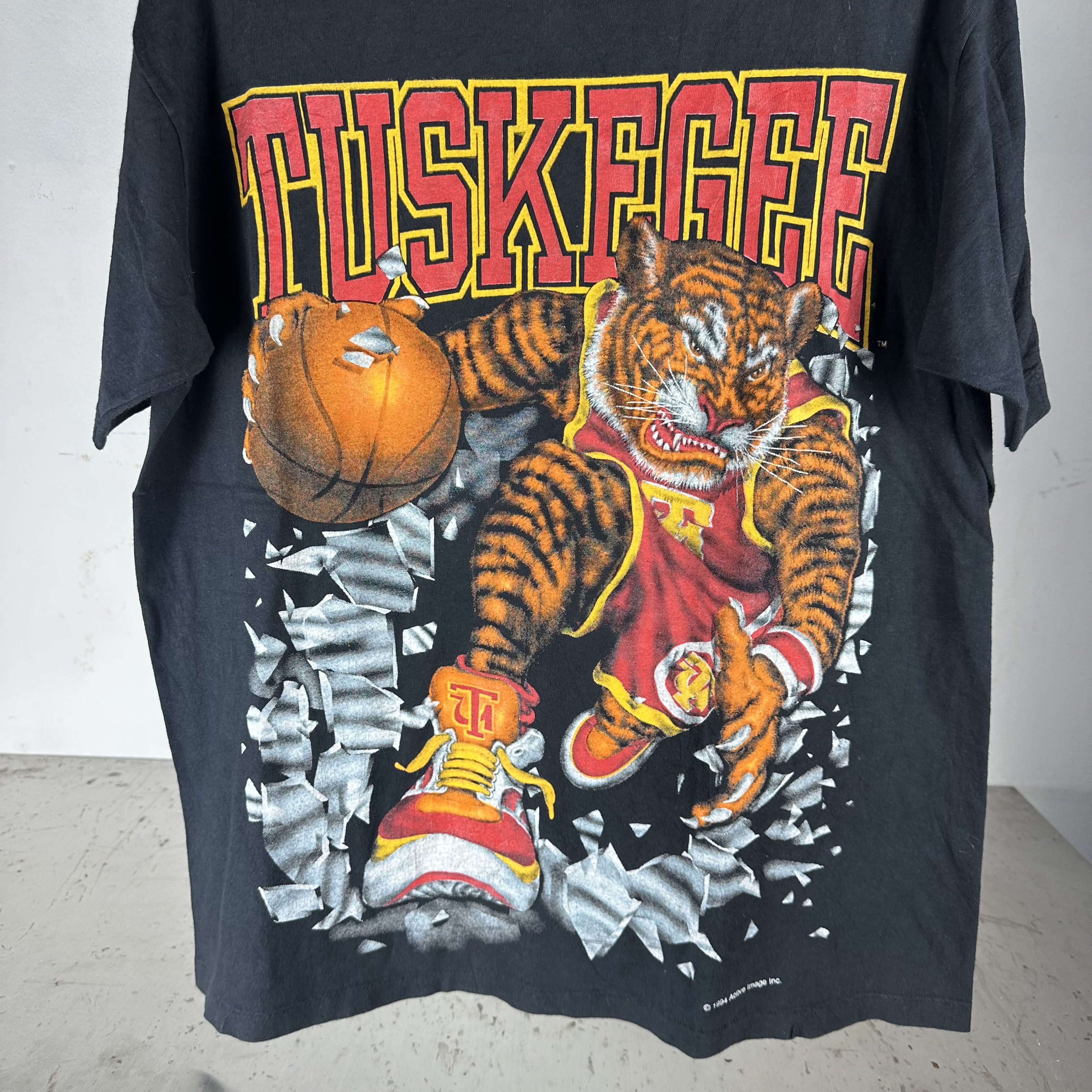 Vintage ​1994 Tuskegee Golden Tigers NCAA Mascot Shattered T-shirt Size US XL / EU 56 / 4 - 2 Thumbnail