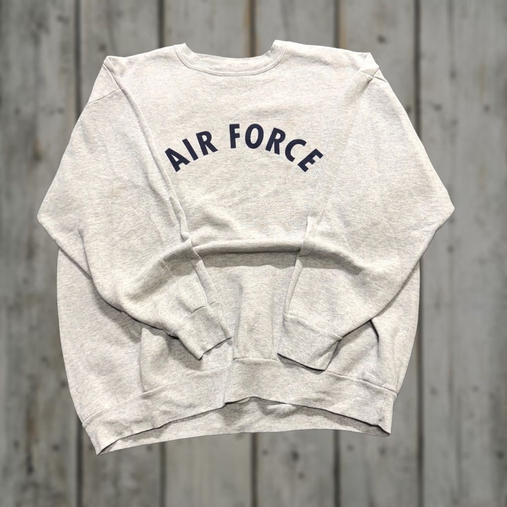 The Unbranded Brand VINTAGE Air Force Sweatshirt Mens Large Gray Cotton Paper Tag Made In USA Size US L / EU 52-54 / 3 - 1 Thumbnail