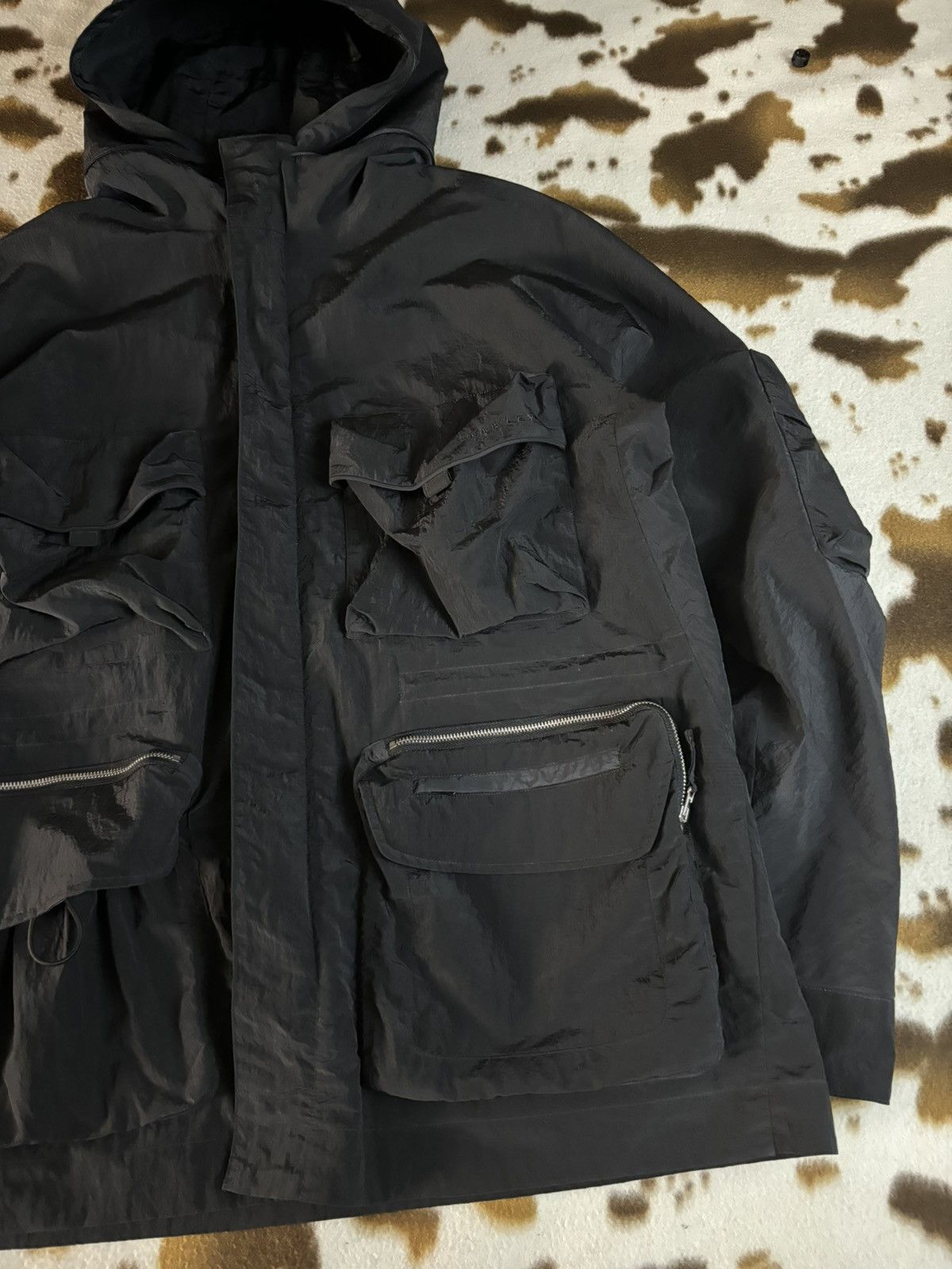Japanese Brand × Oakley Oakley Multi pocket ss2025 Sample Jacket Nylon Size L Size US L / EU 52-54 / 3 - 2 Thumbnail