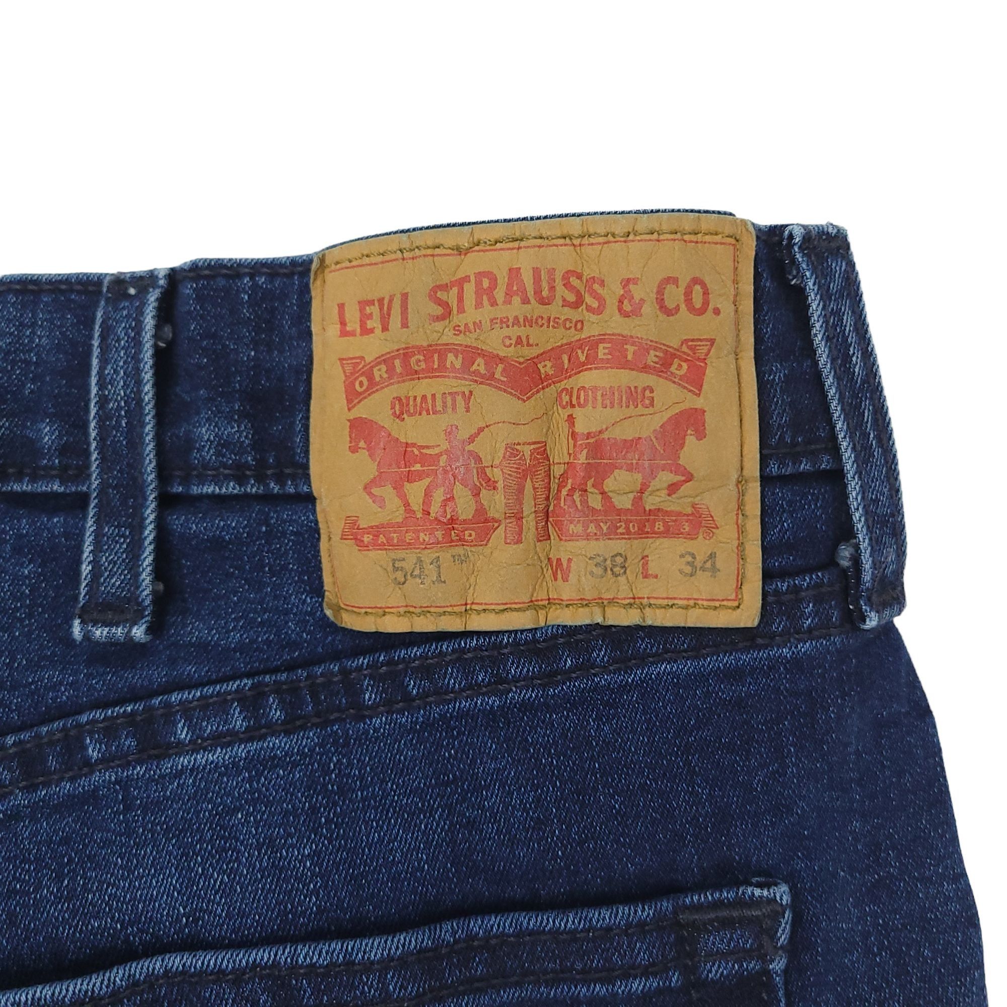 Levi's Levis 541 Jeans Mens 38x34 (Fit 38x32) Athletic Taper Fit Size US 38 / EU 54 - 7 Thumbnail