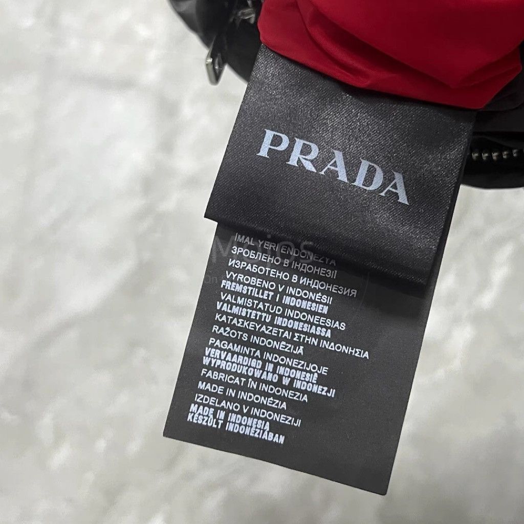 Prada Prada Sports Red Label Double Side Nylone Jacket-2508 Size US M / EU 48-50 / 2 - 6 Thumbnail