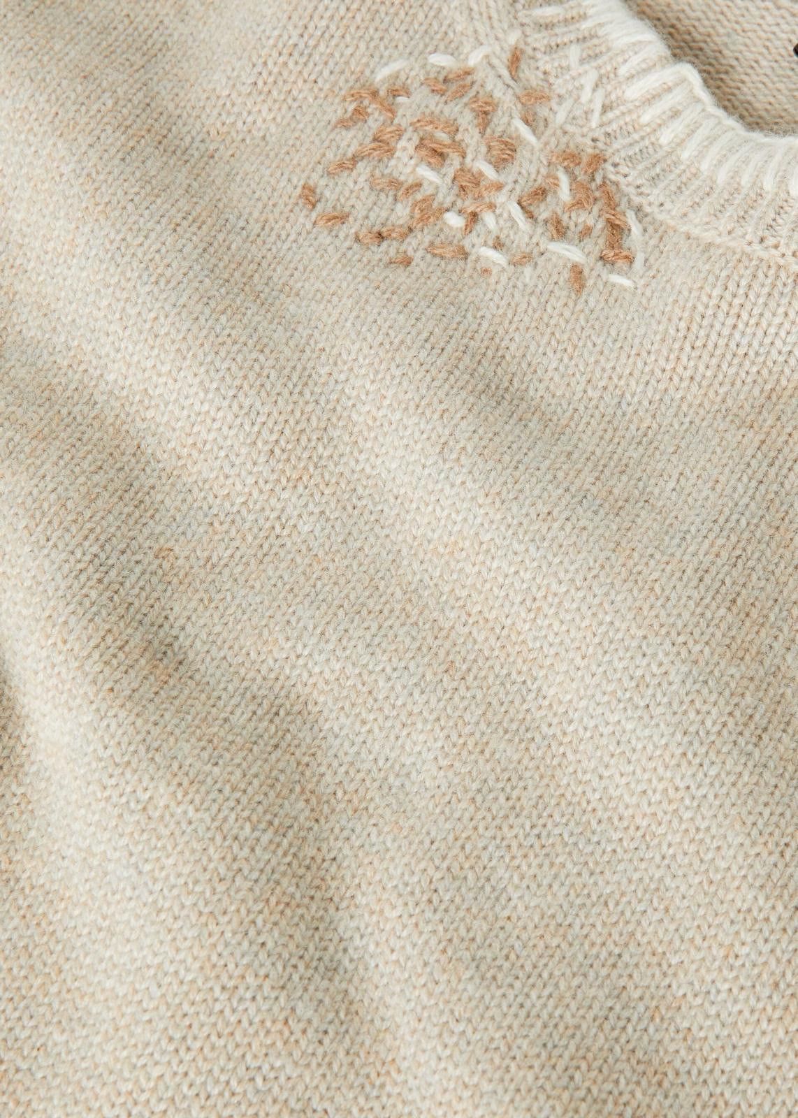 Loro Piana o1srvl11e0125 FAN6223 Ashi Embroidered Sweater in Beige Size M / US 6-8 / IT 42-44 - 3 Thumbnail