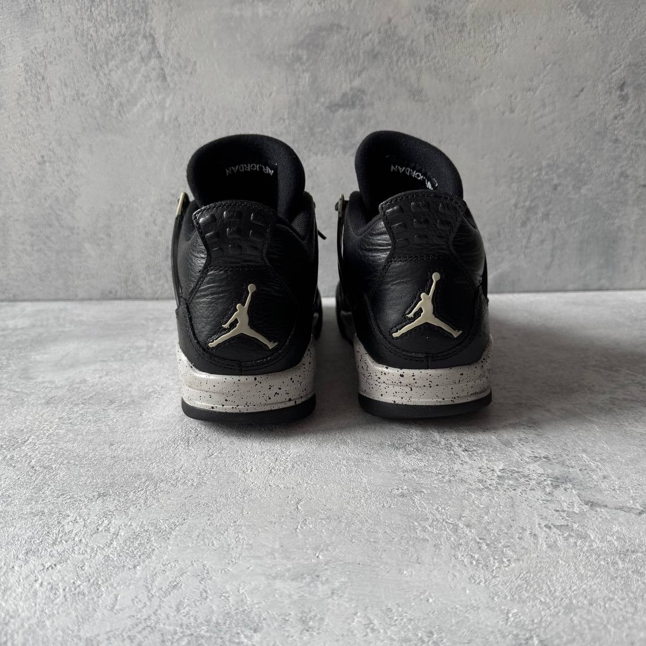 Jordan Brand Nike Air Jordan 4 Retro Oreo Size EU 42 Size US 8.5 / EU 41-42 - 3 Thumbnail