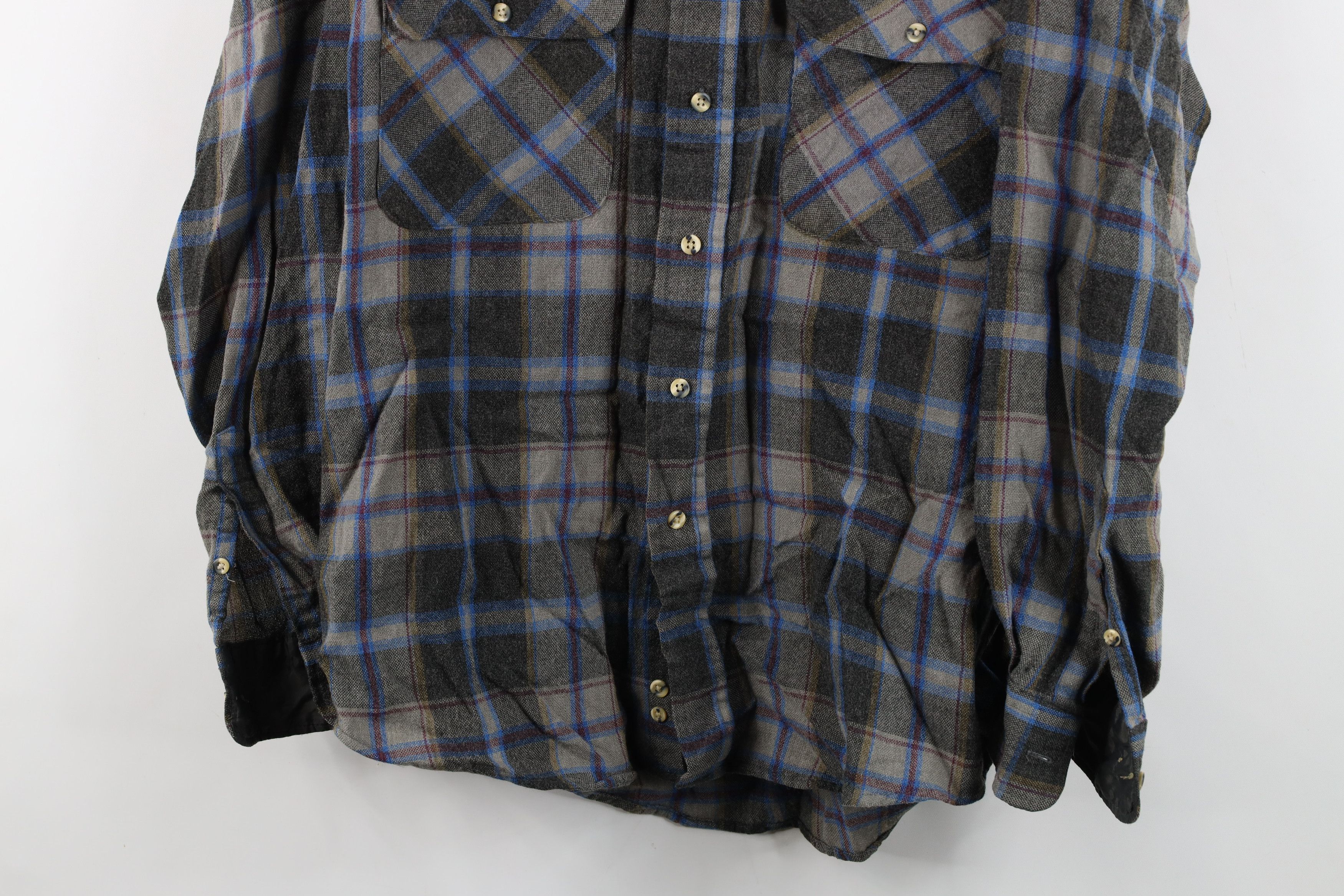 Vintage Vintage 70s 80s Streetwear Knit Single Needle Button Shirt Size US L / EU 52-54 / 3 - 3 Thumbnail
