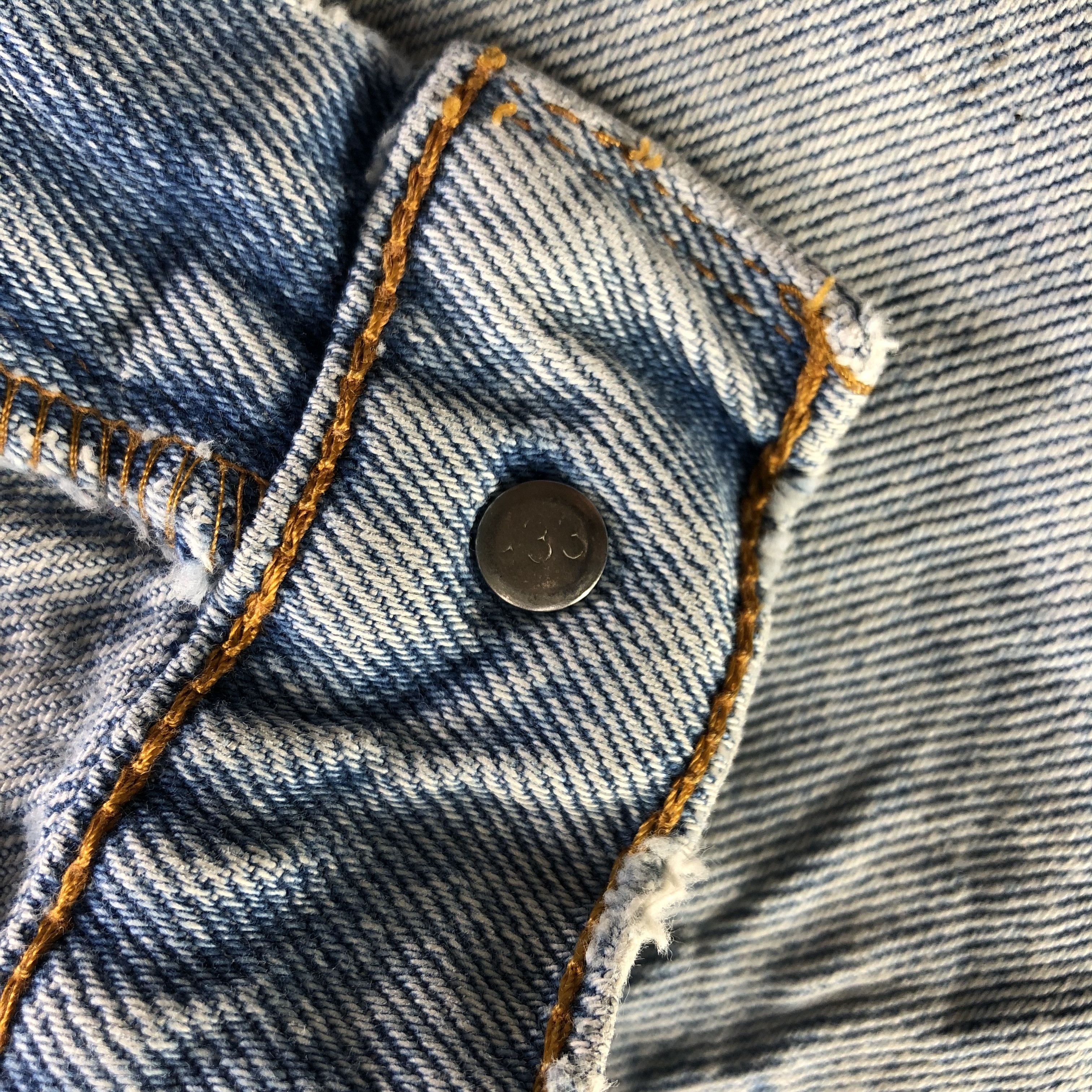 Levi's 90s Vintage Light Wash Levis 550 Jeans-J4169 Size US 31 - 11 Thumbnail
