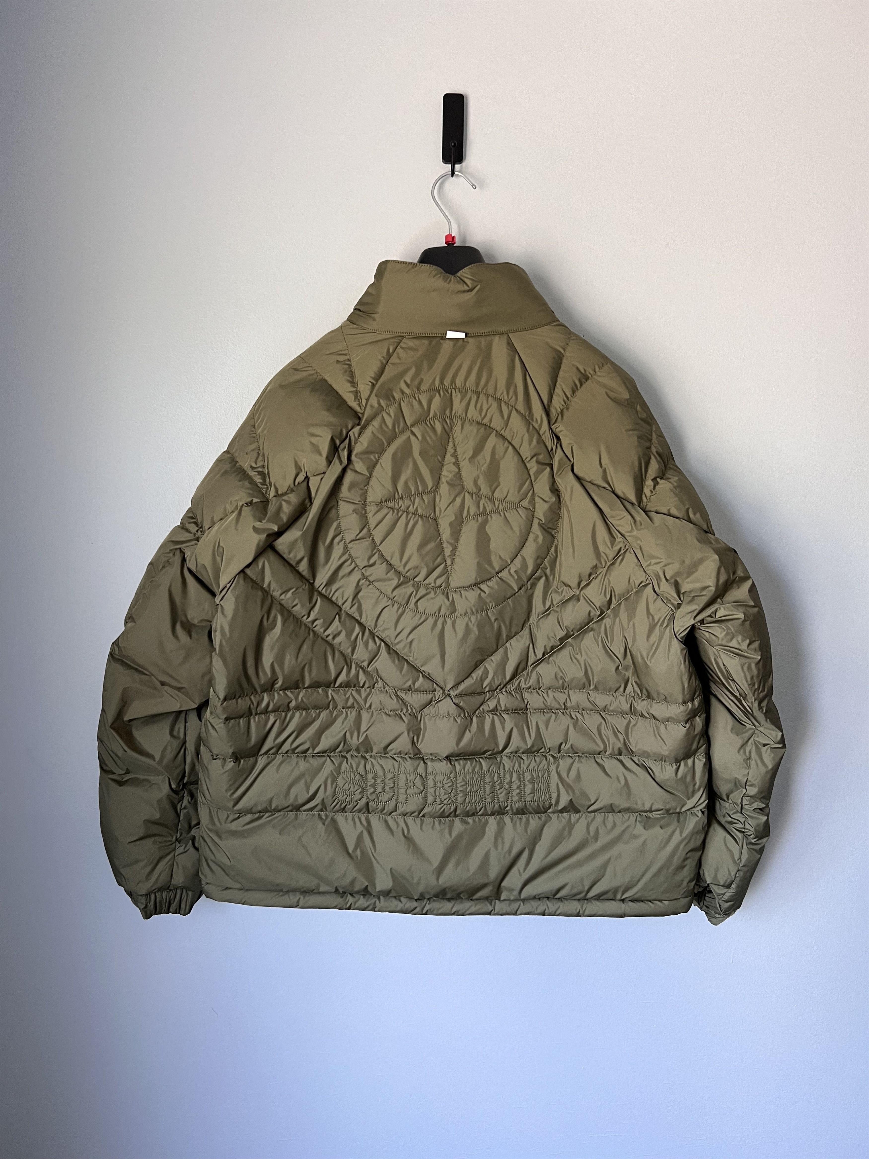Stone Island × Supreme Supreme Stone Island Reversible Down Puffer Jacket in Olive Size US L / EU 52-54 / 3 - 11 Thumbnail