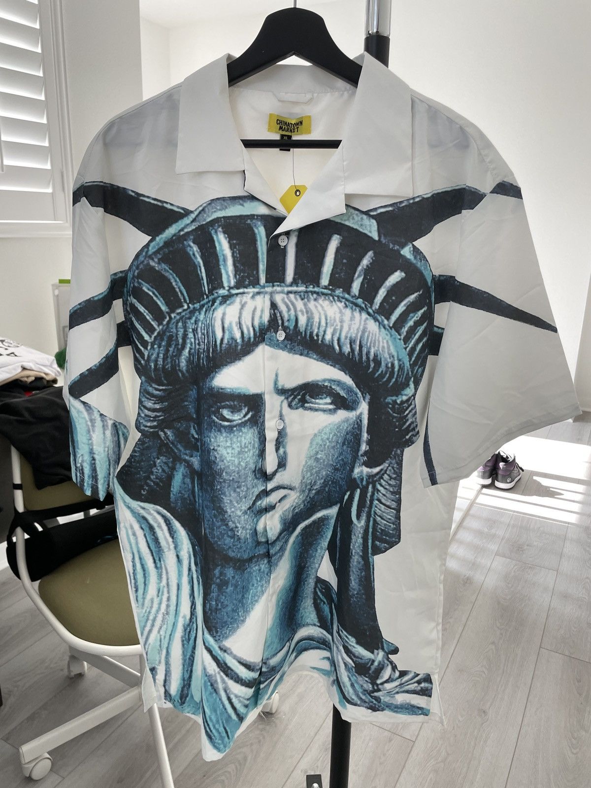 Market Chinatown Market Statue Of Liberty New York button shirt Size US XL / EU 56 / 4 - 1 Thumbnail