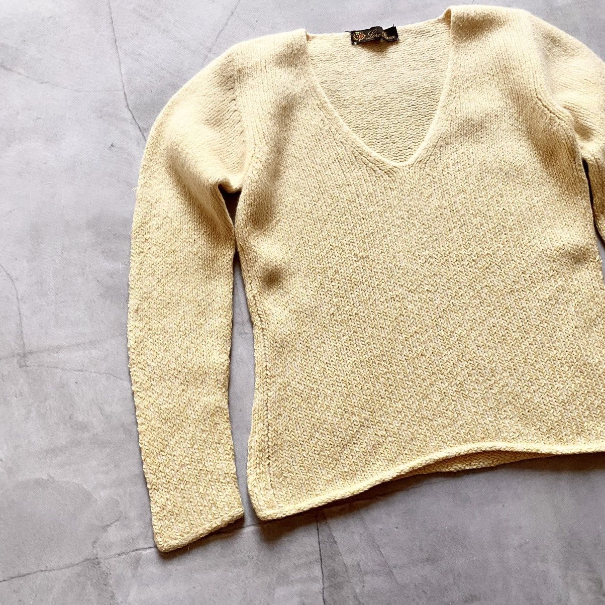 Loro Piana Vintage Loro Piana V-Neck Womens Blend Wool Sweater Size XS / US 0-2 / IT 36-38 - 3 Thumbnail